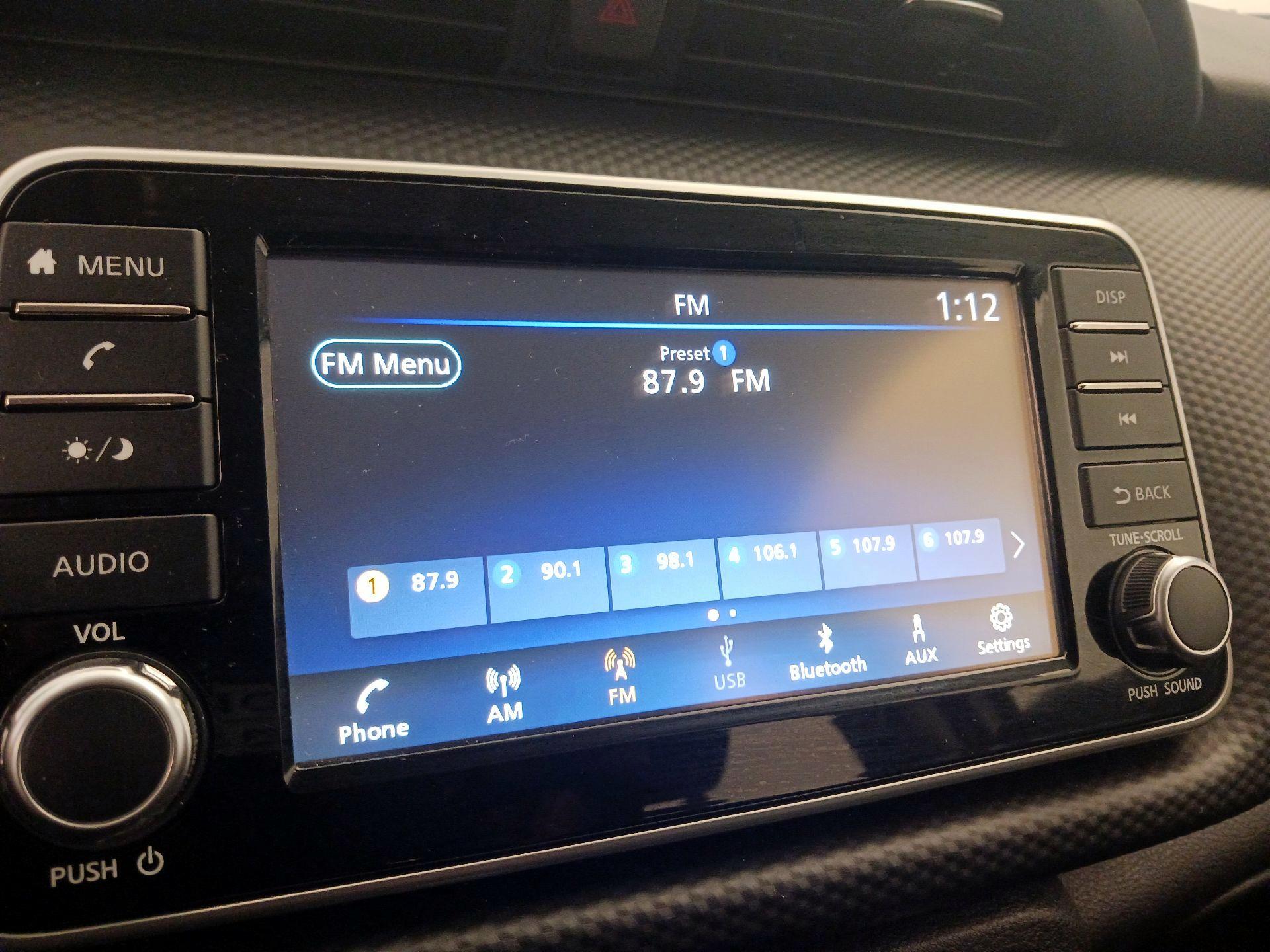 Thumbnail: 2023 Nissan Kicks - 15