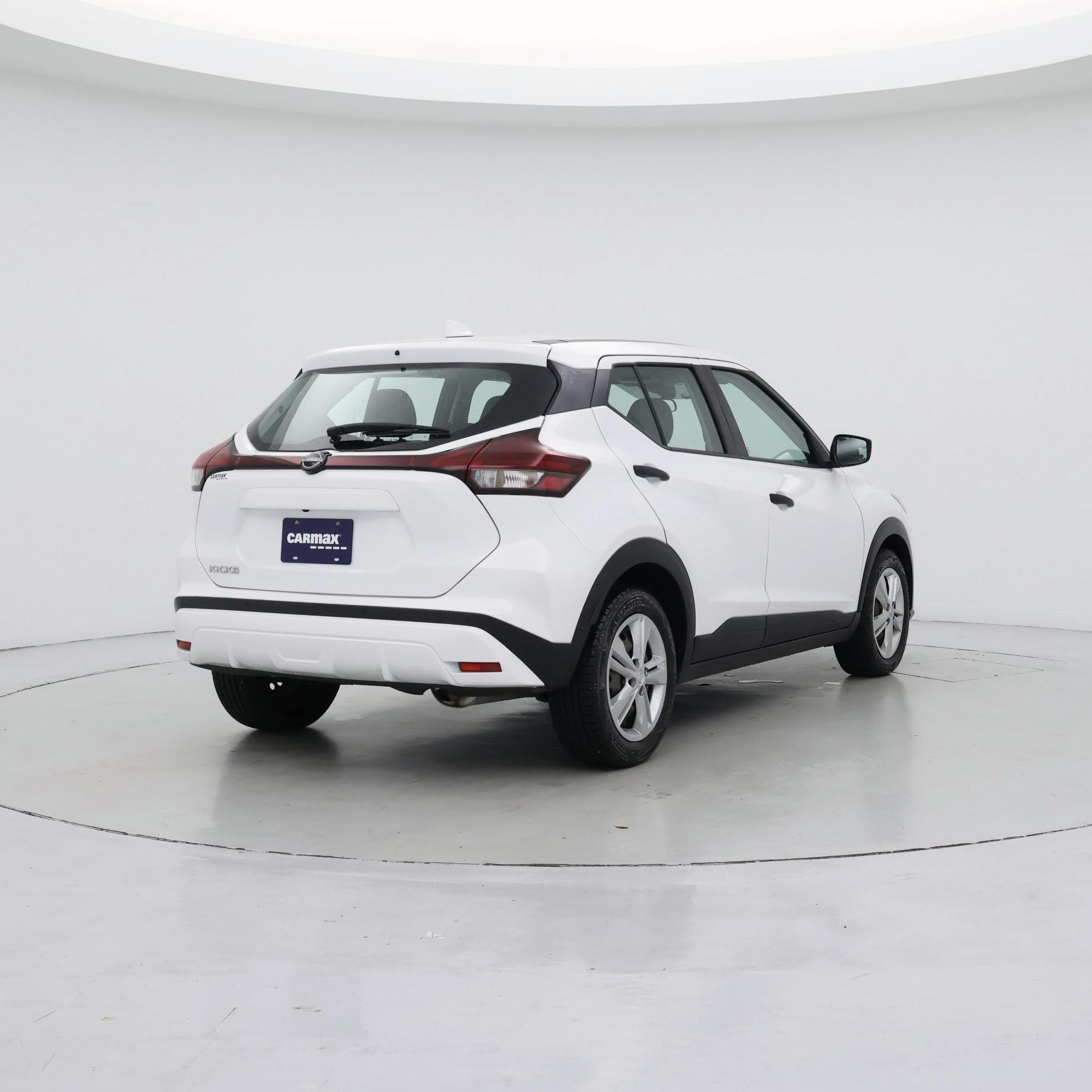 Thumbnail: 2023 Nissan Kicks - 8