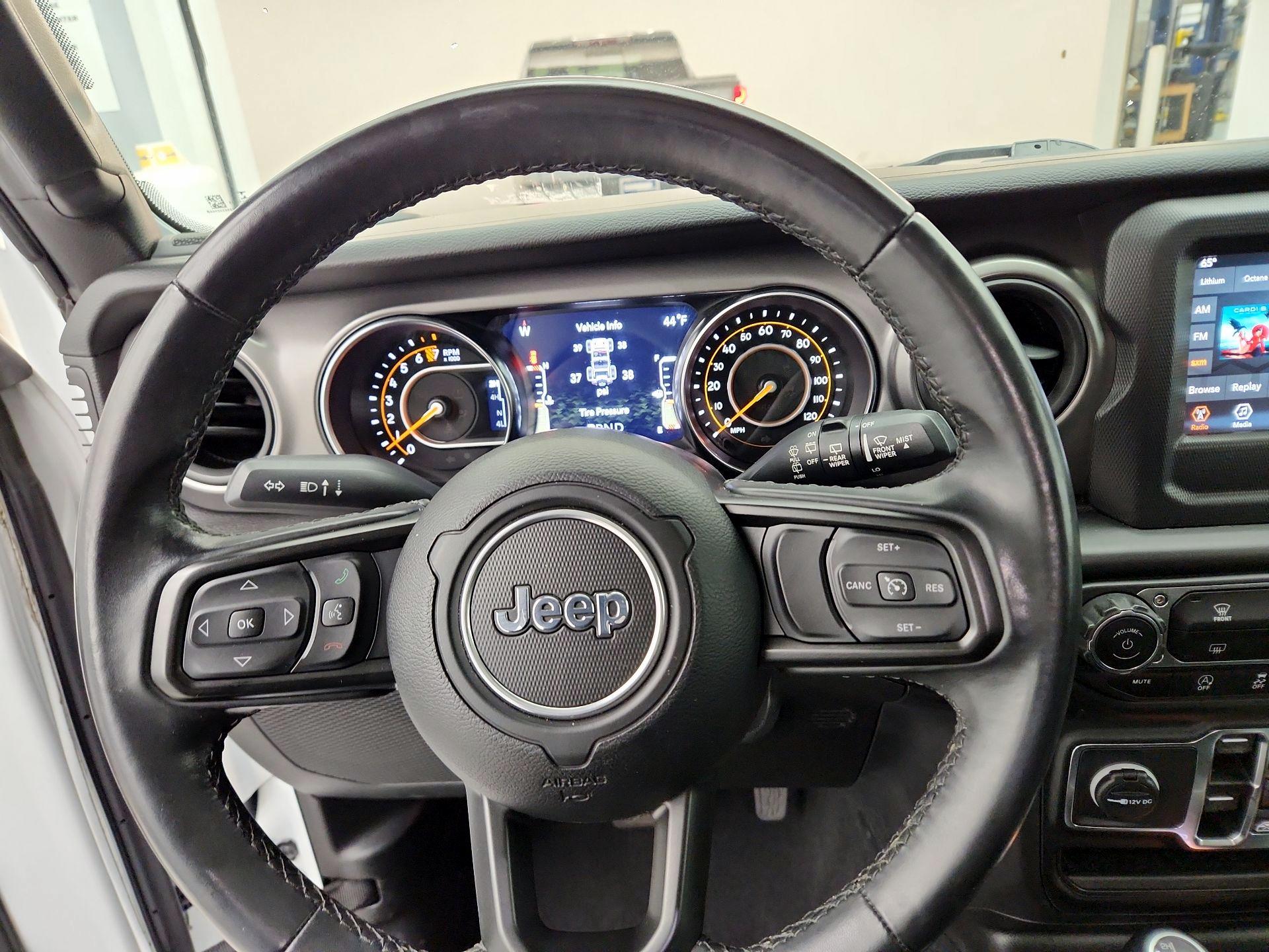 Thumbnail: 2021 Jeep Wrangler - 10