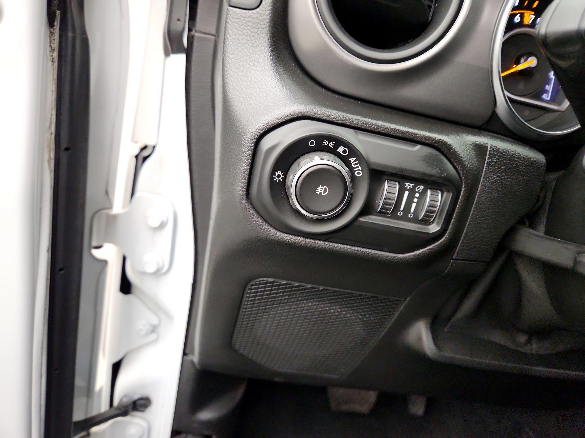 Thumbnail: 2021 Jeep Wrangler - 13