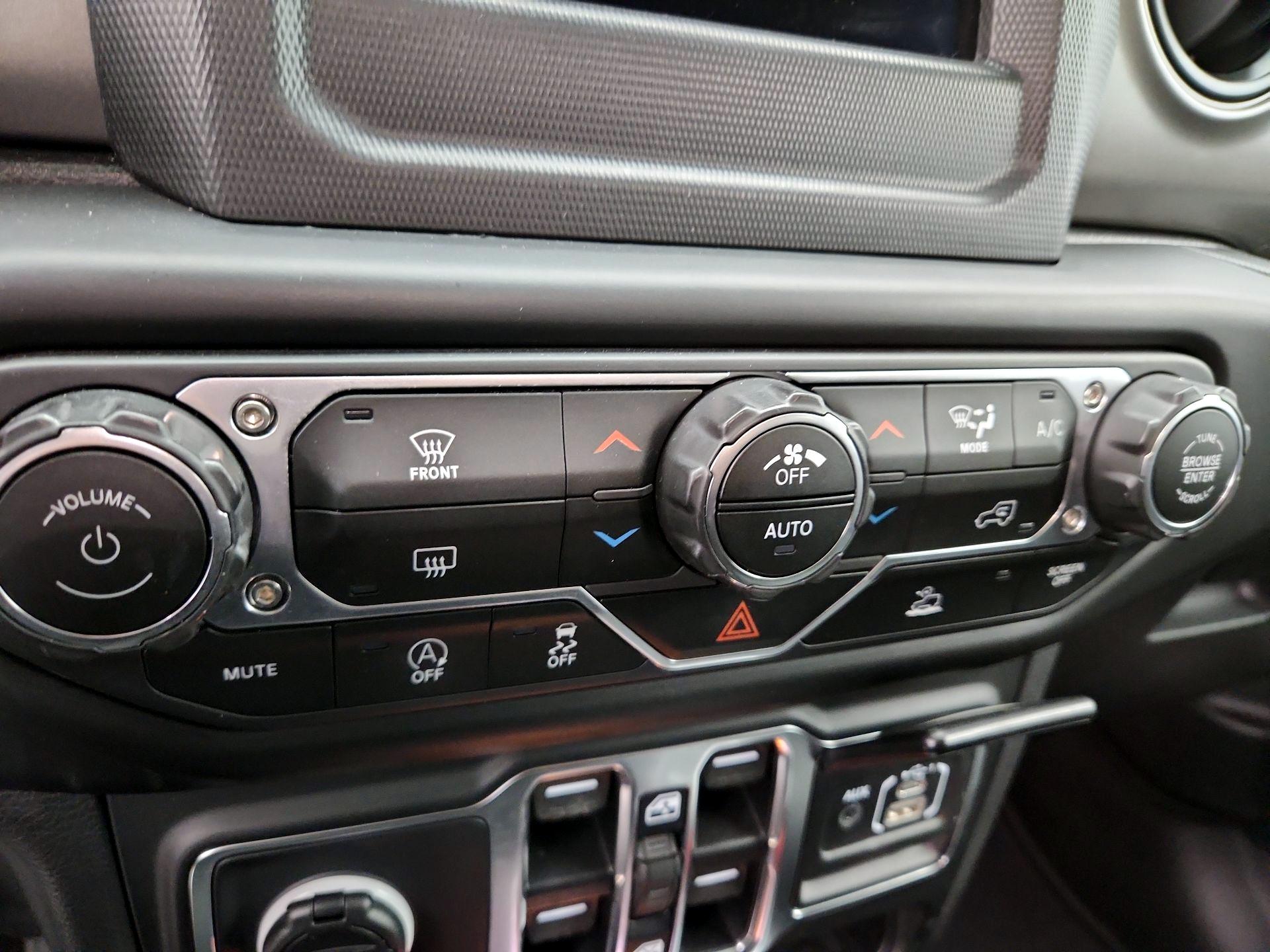 Thumbnail: 2021 Jeep Wrangler - 16