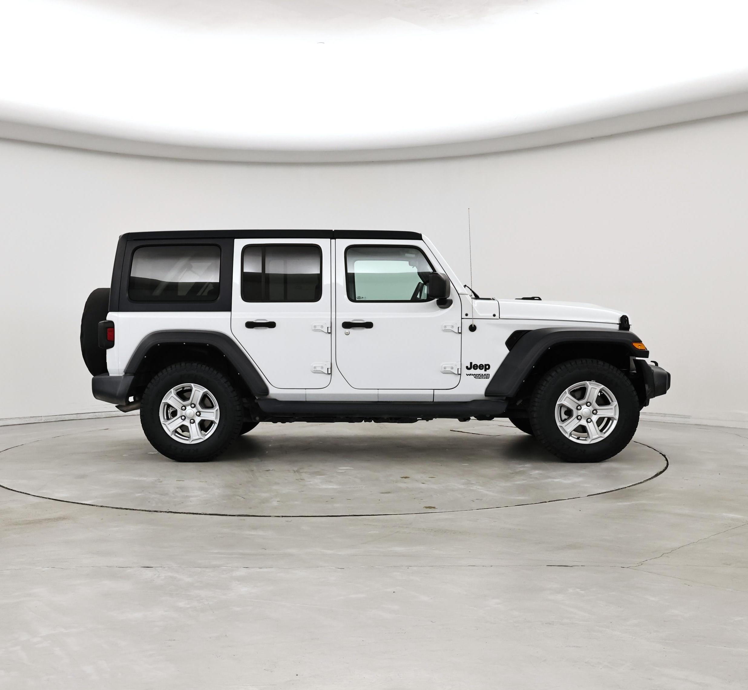 Thumbnail: 2021 Jeep Wrangler - 7