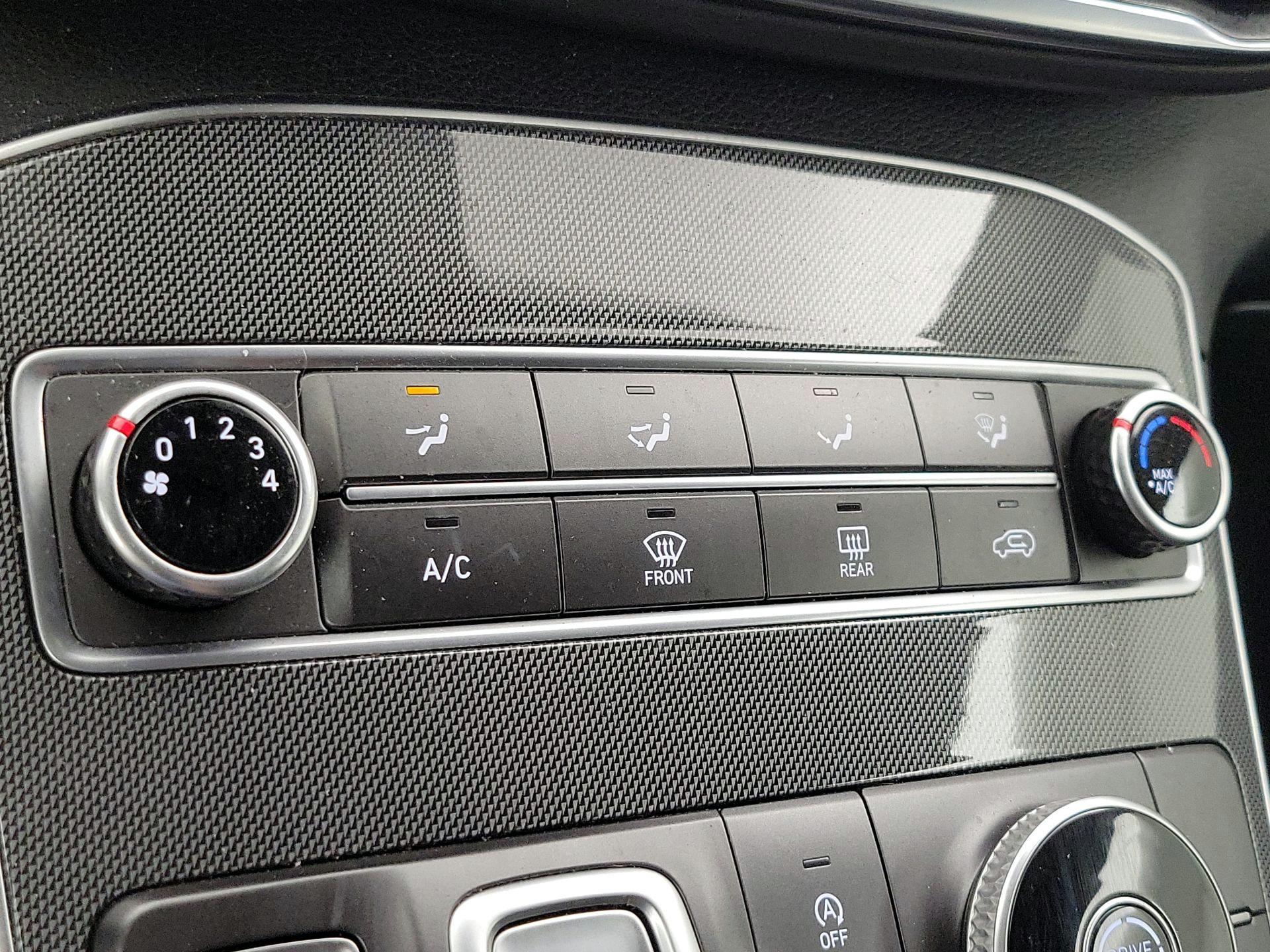 Thumbnail: 2023 Hyundai Santa Fe - 16