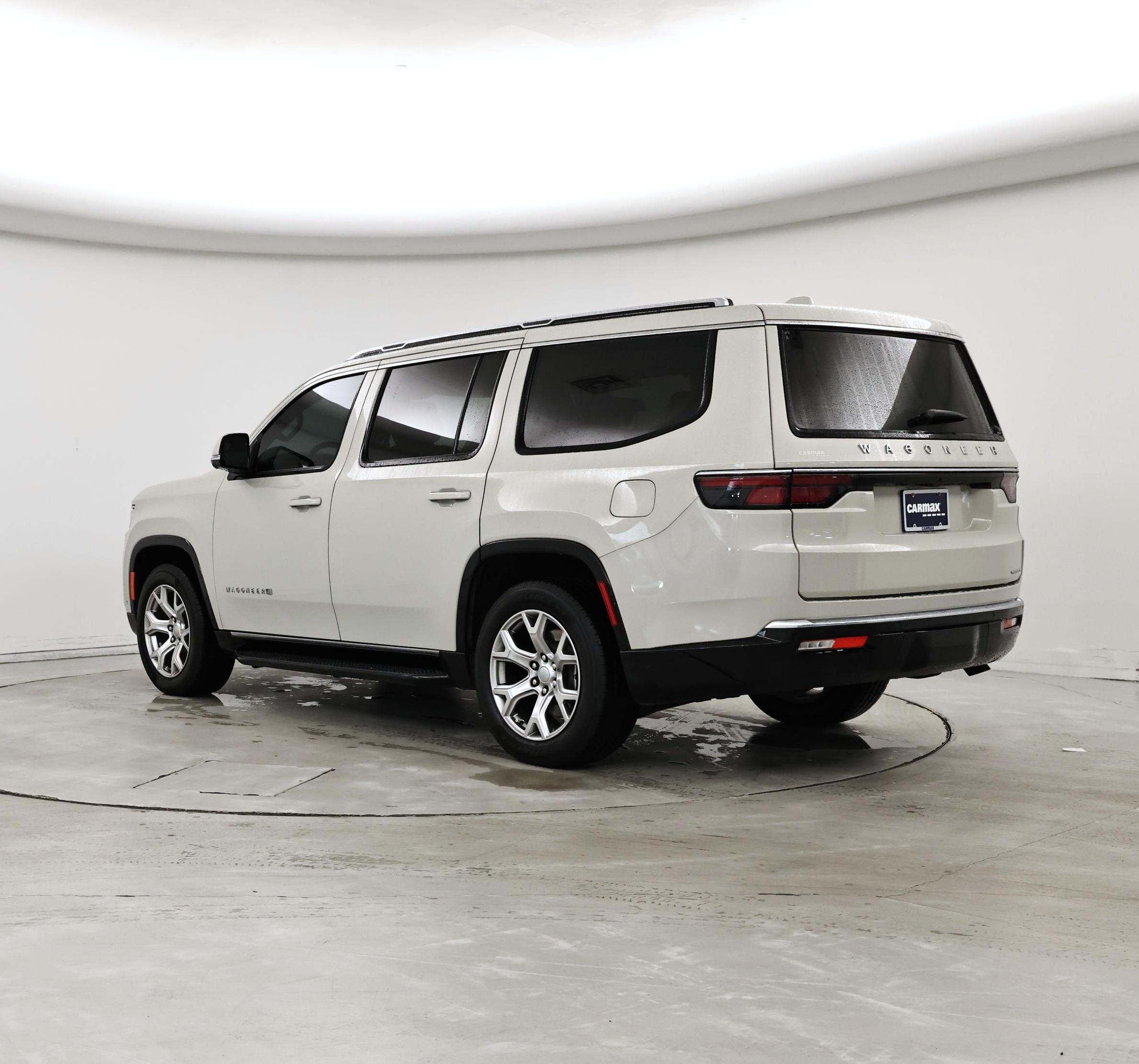 Thumbnail: 2022 Jeep Wagoneer - 2