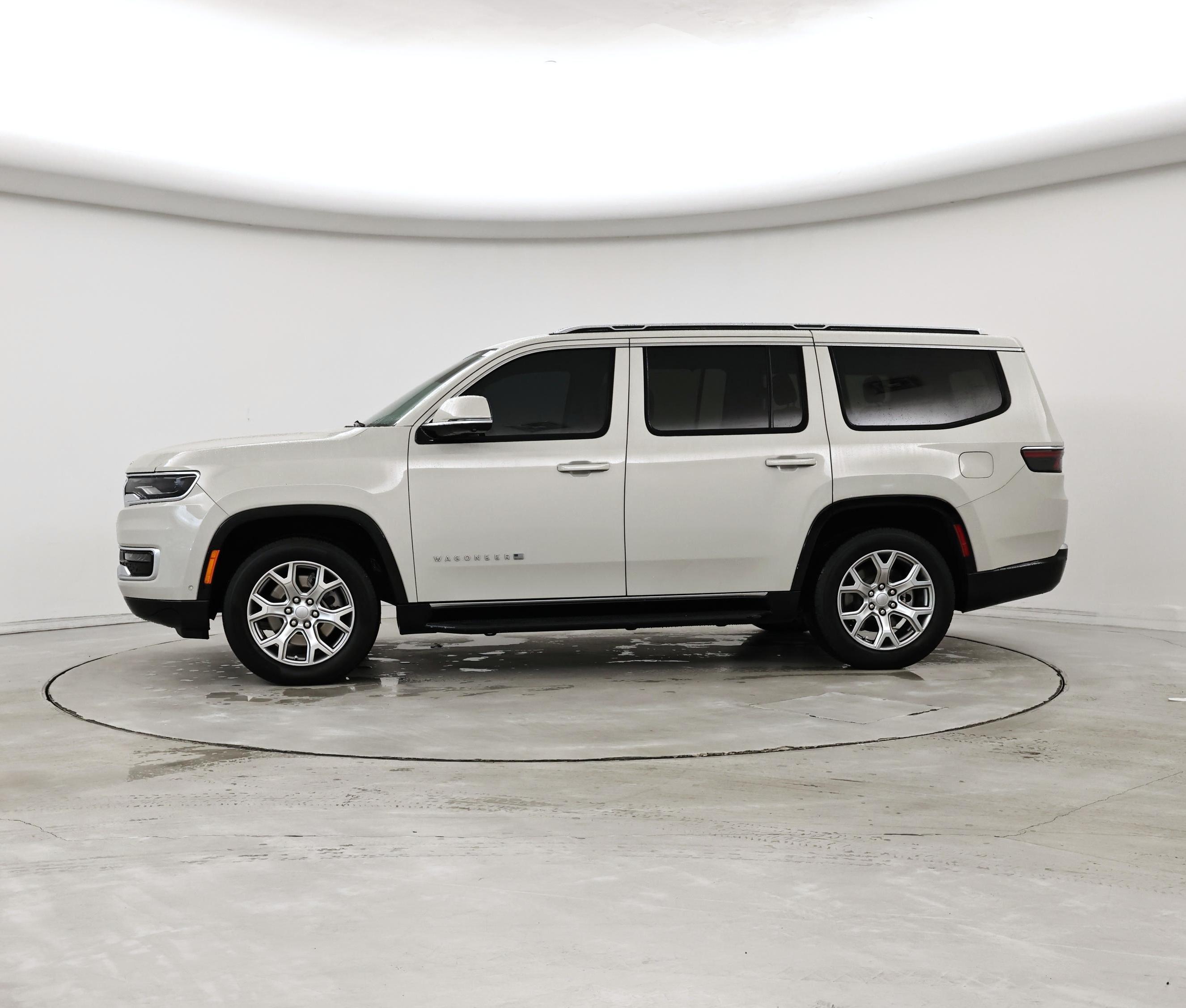 Thumbnail: 2022 Jeep Wagoneer - 3