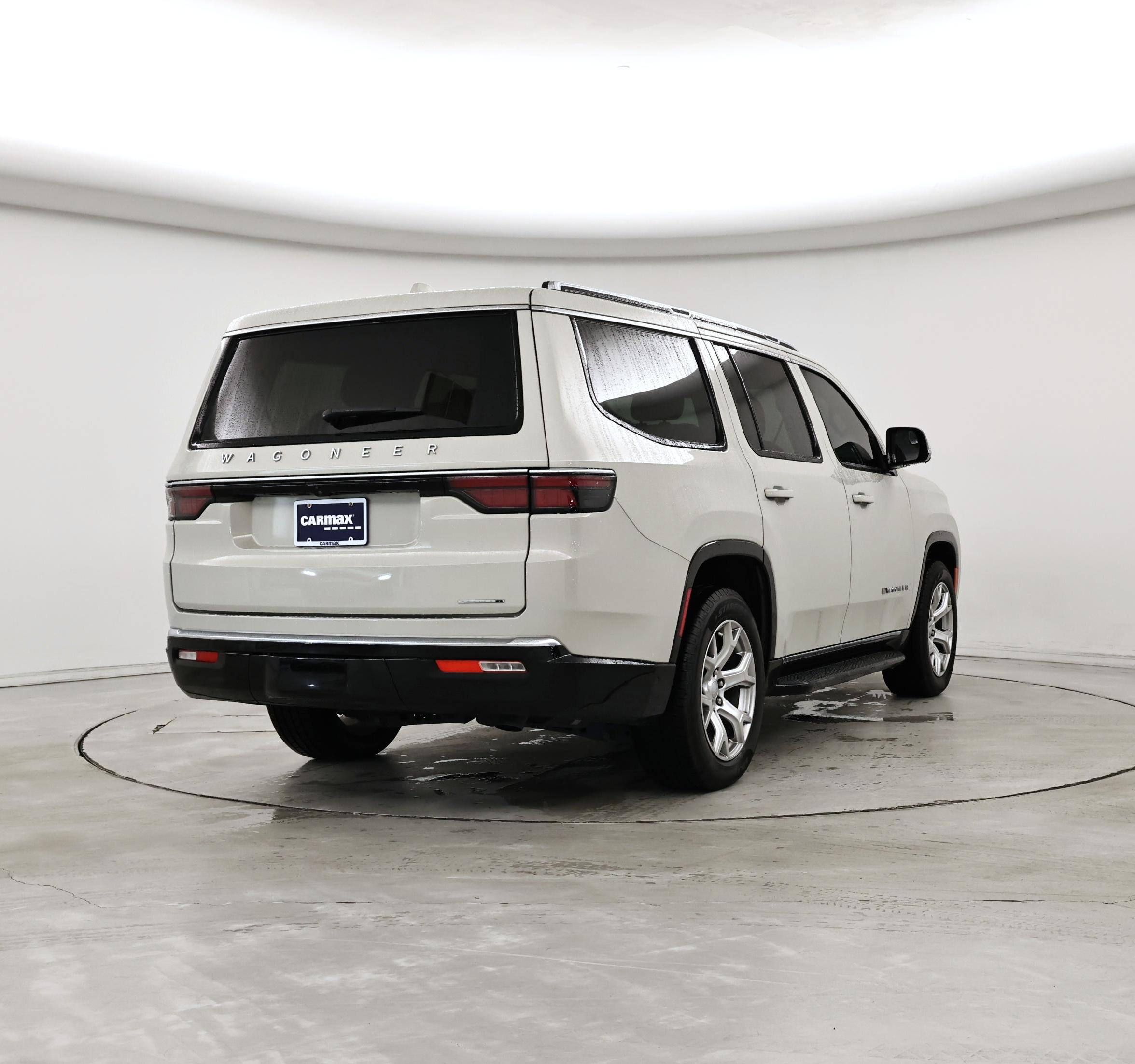 Thumbnail: 2022 Jeep Wagoneer - 8