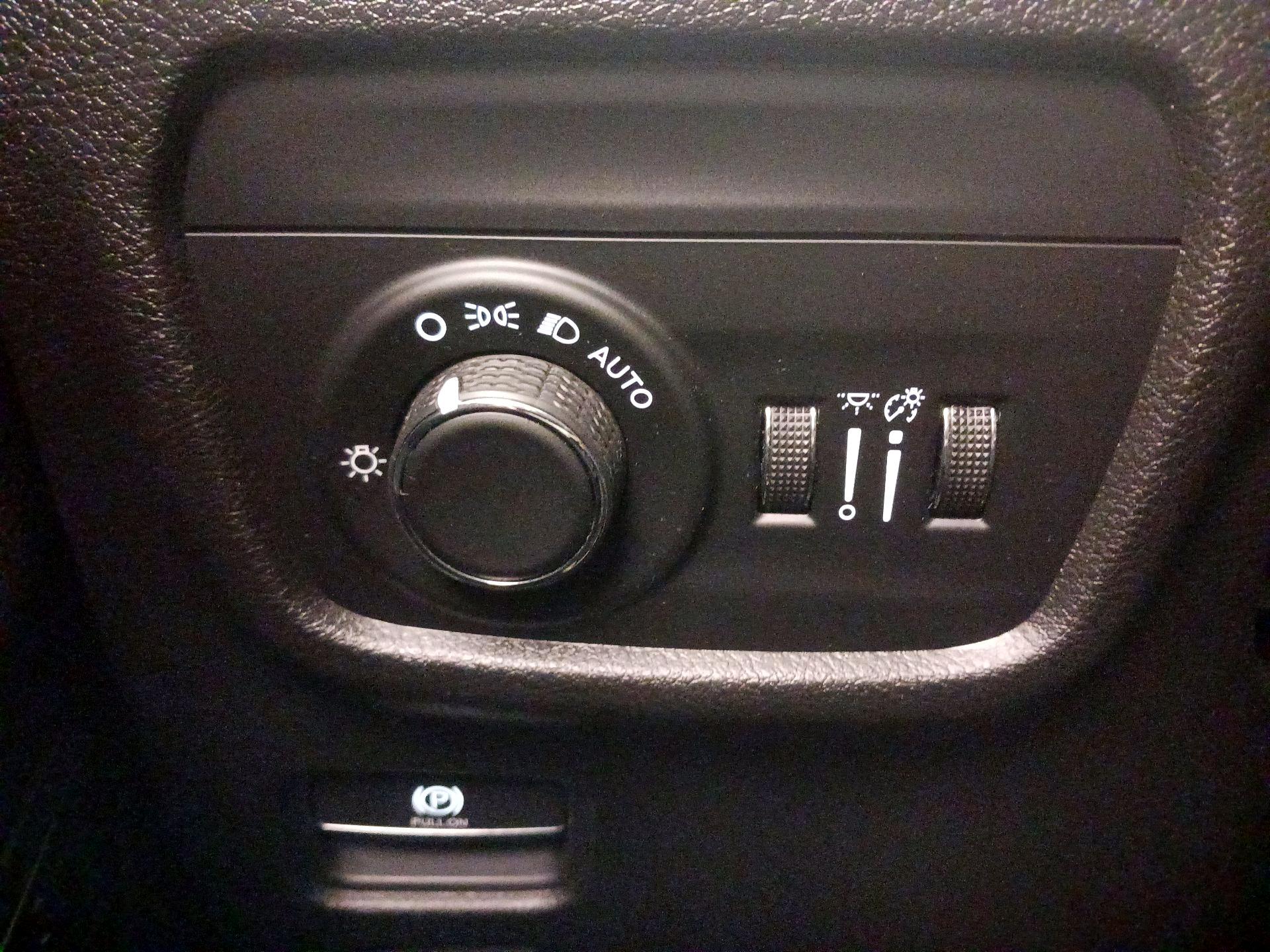 Thumbnail: 2023 Jeep Grand Cherokee - 13