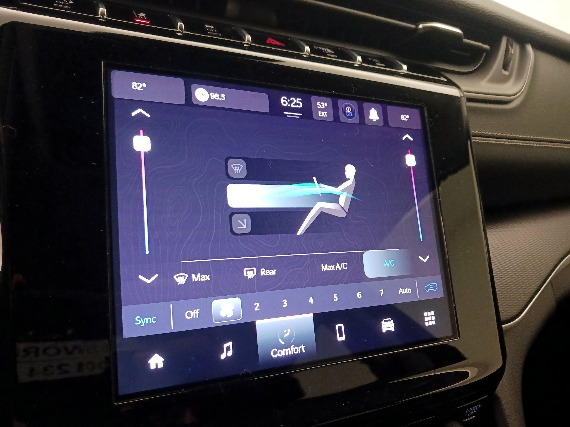 Thumbnail: 2023 Jeep Grand Cherokee - 16