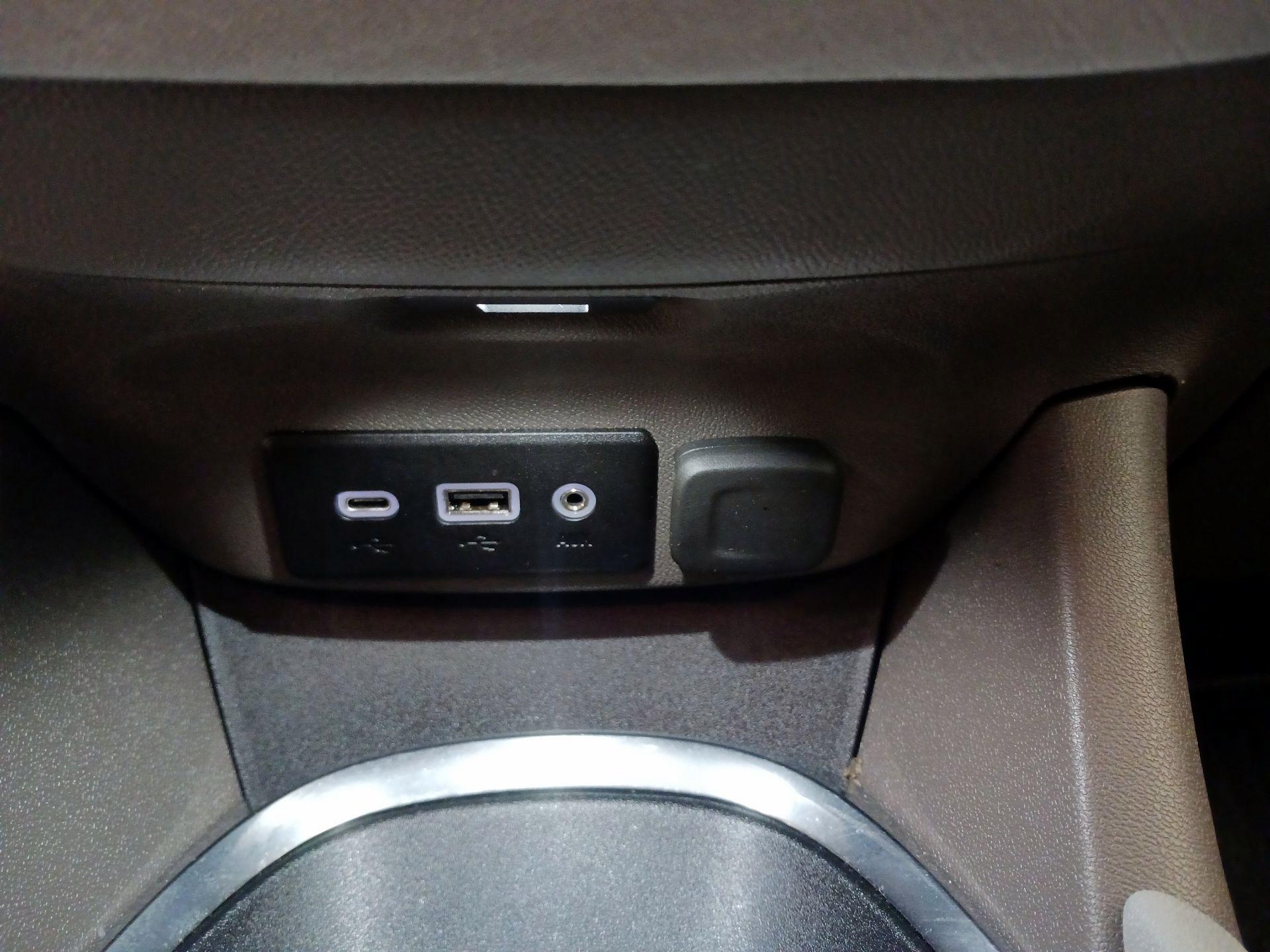 Thumbnail: 2023 Chevrolet Malibu - 18