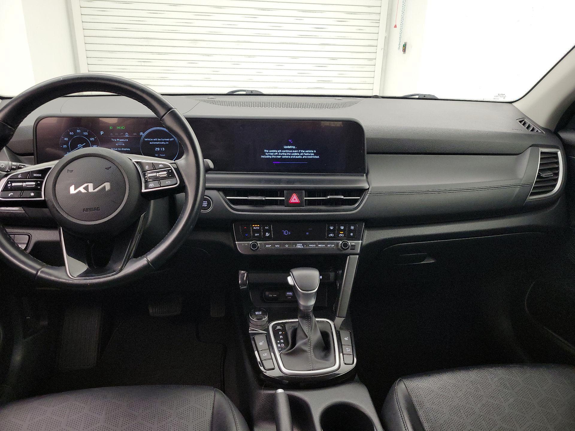 Thumbnail: 2024 Kia Seltos - 9