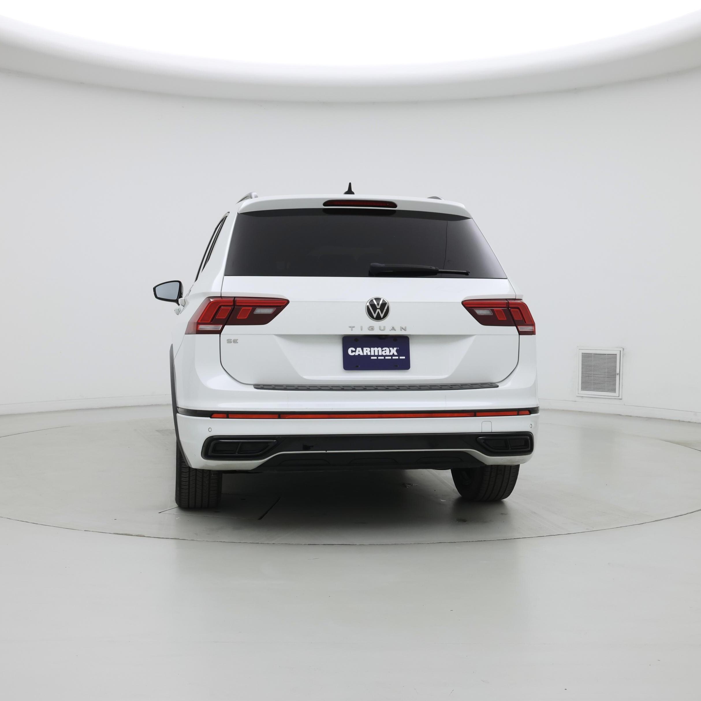 Thumbnail: 2022 Volkswagen Tiguan - 6