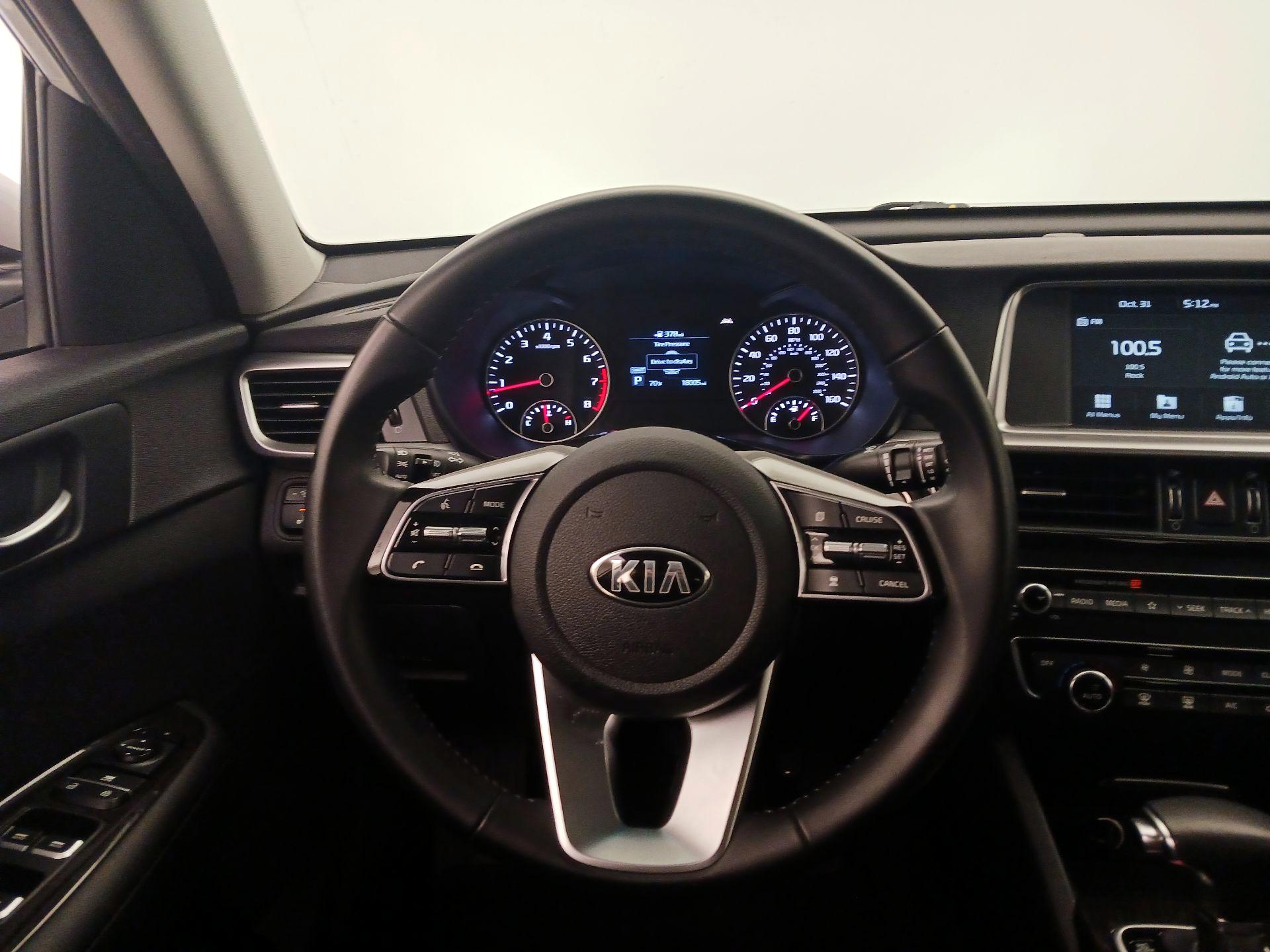 Thumbnail: 2020 Kia Optima - 10