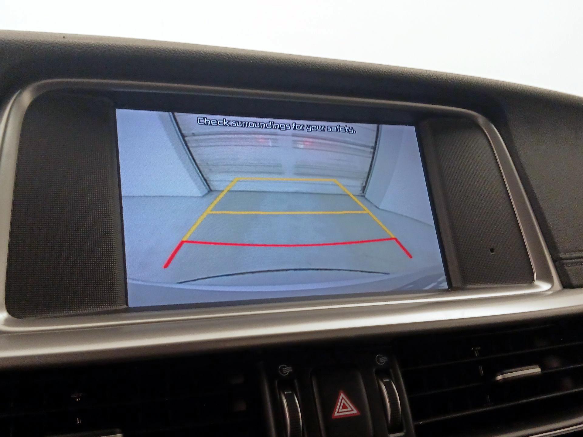 Thumbnail: 2020 Kia Optima - 14