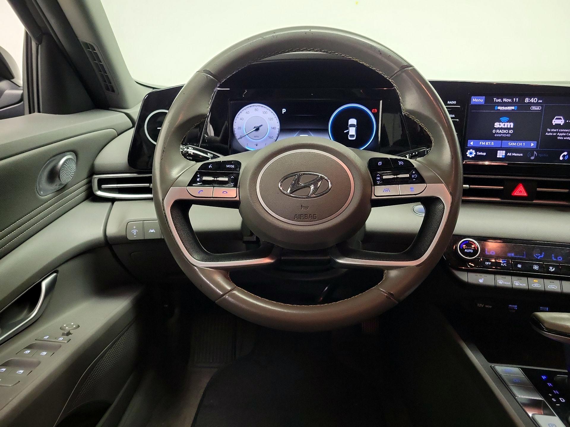 Thumbnail: 2022 Hyundai Elantra - 10