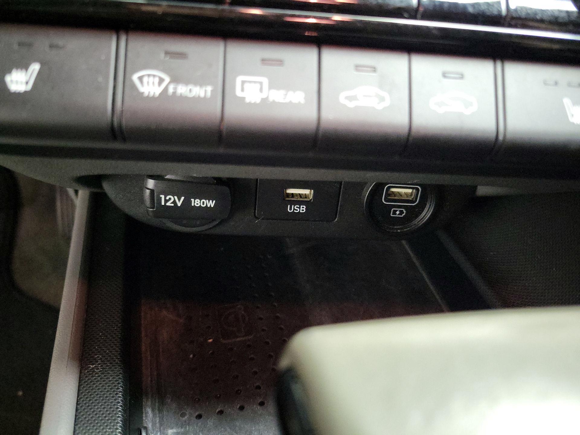 Thumbnail: 2022 Hyundai Elantra - 19