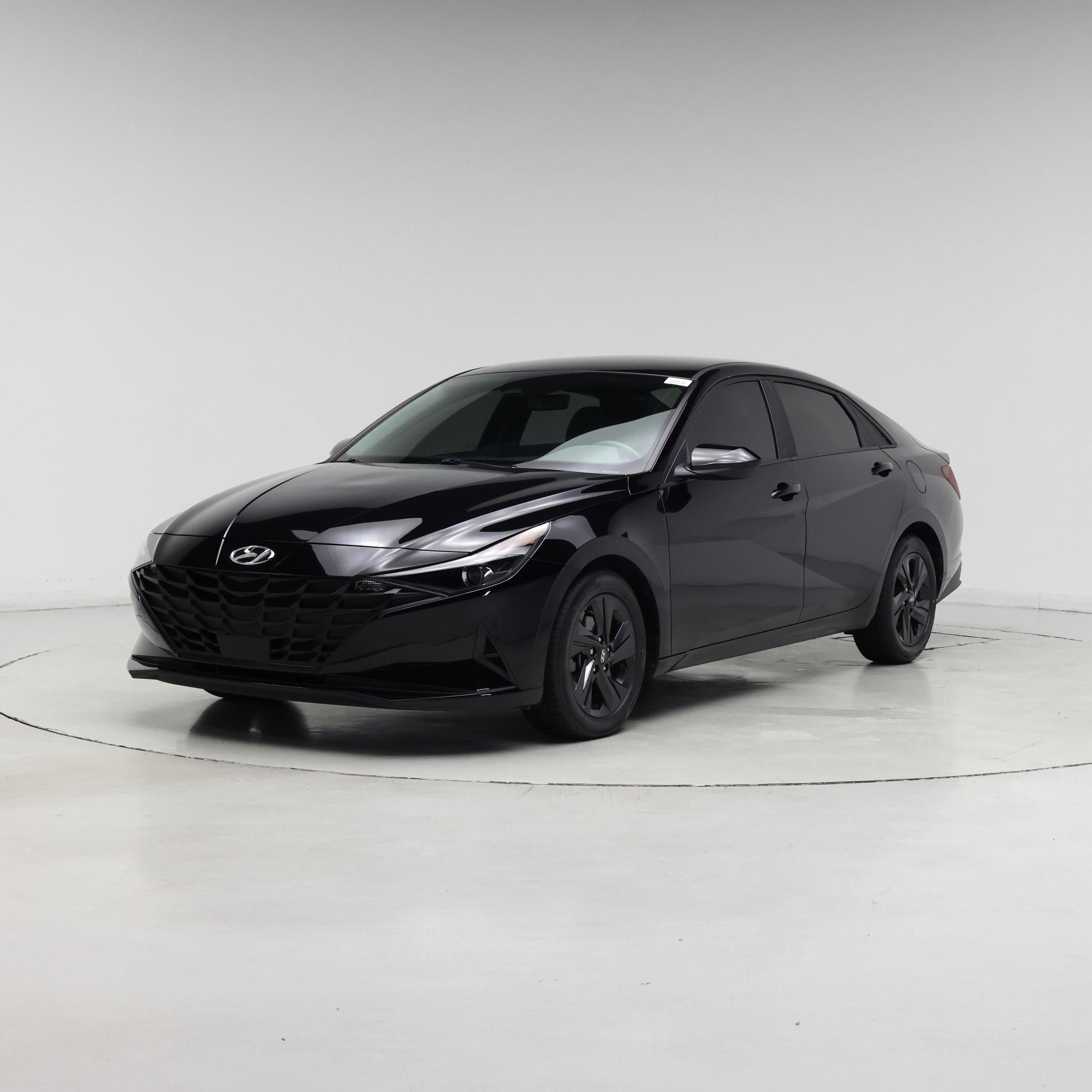 Thumbnail: 2022 Hyundai Elantra - 4