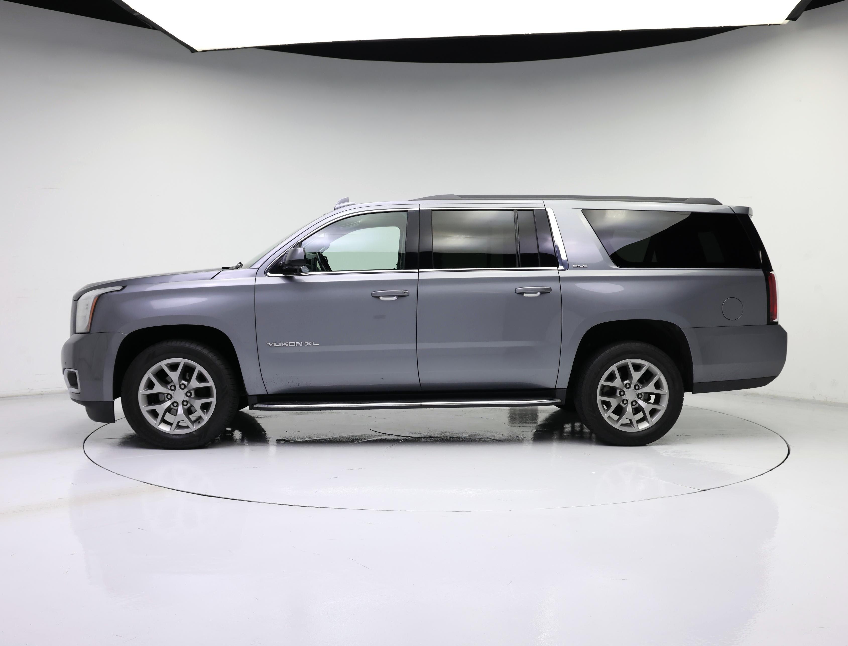 Thumbnail: 2020 GMC Yukon XL - 3