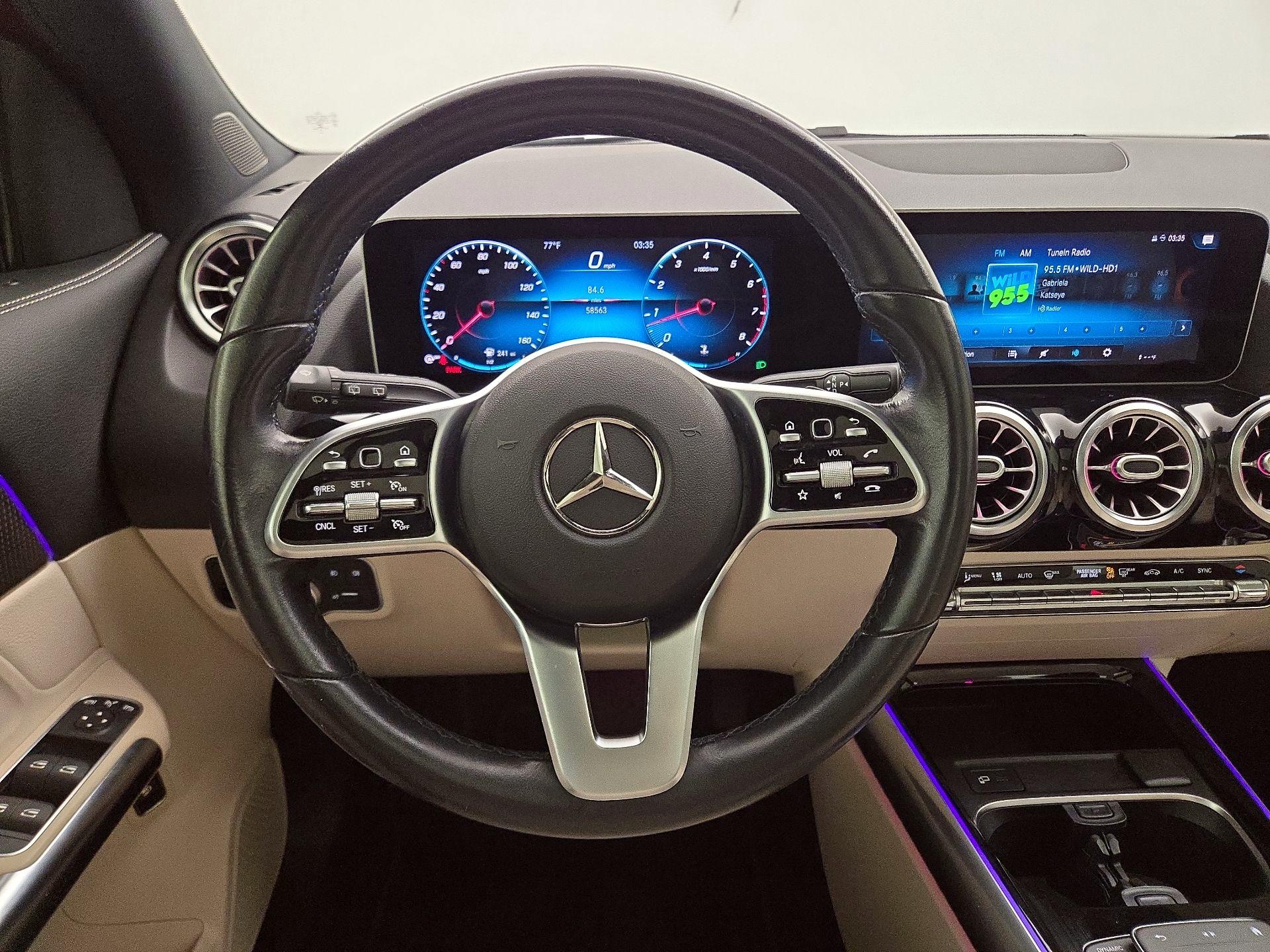 Thumbnail: 2021 Mercedes-Benz GLA - 10