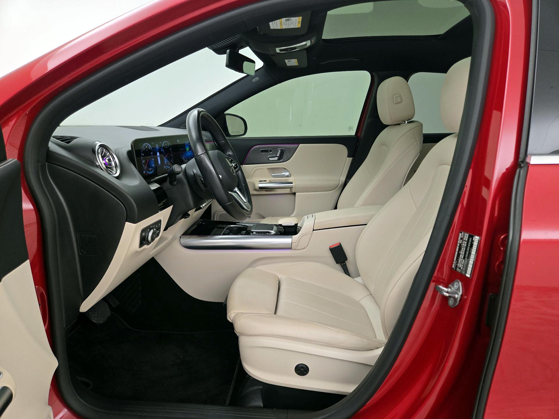 Thumbnail: 2021 Mercedes-Benz GLA - 11