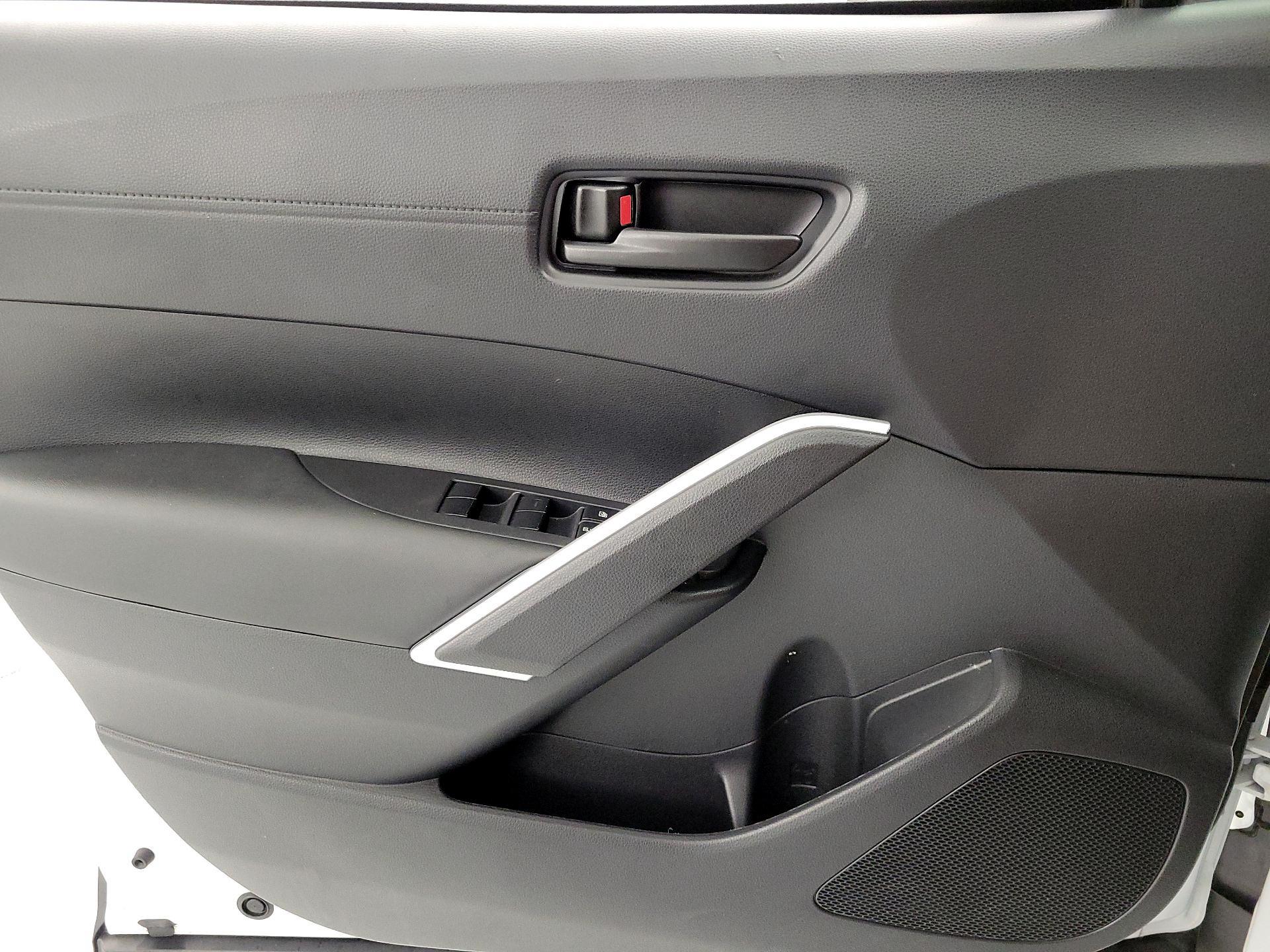 Thumbnail: 2024 Toyota Corolla Cross - 12