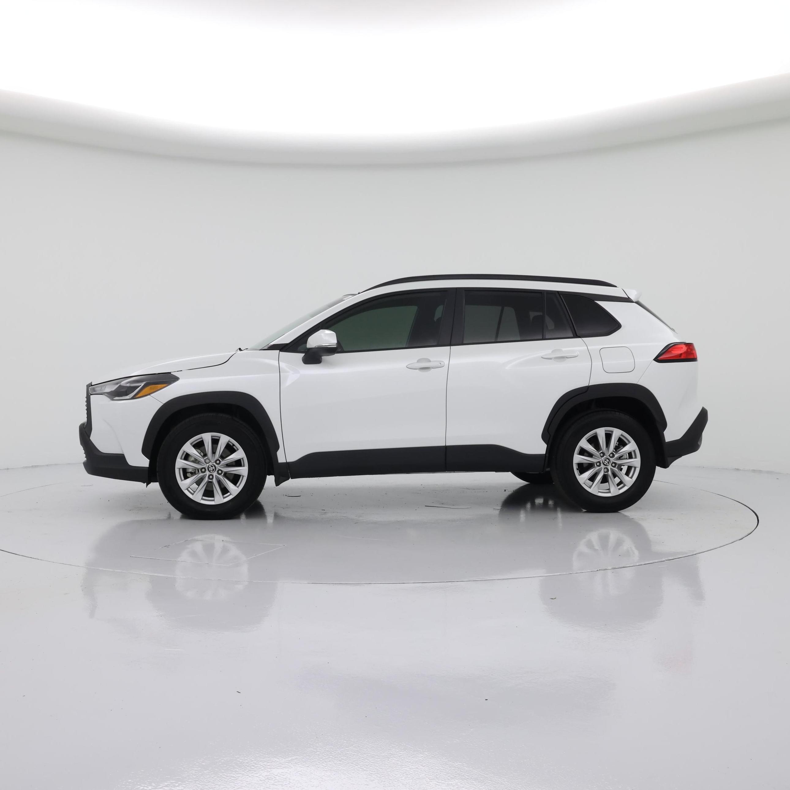 Thumbnail: 2024 Toyota Corolla Cross - 3