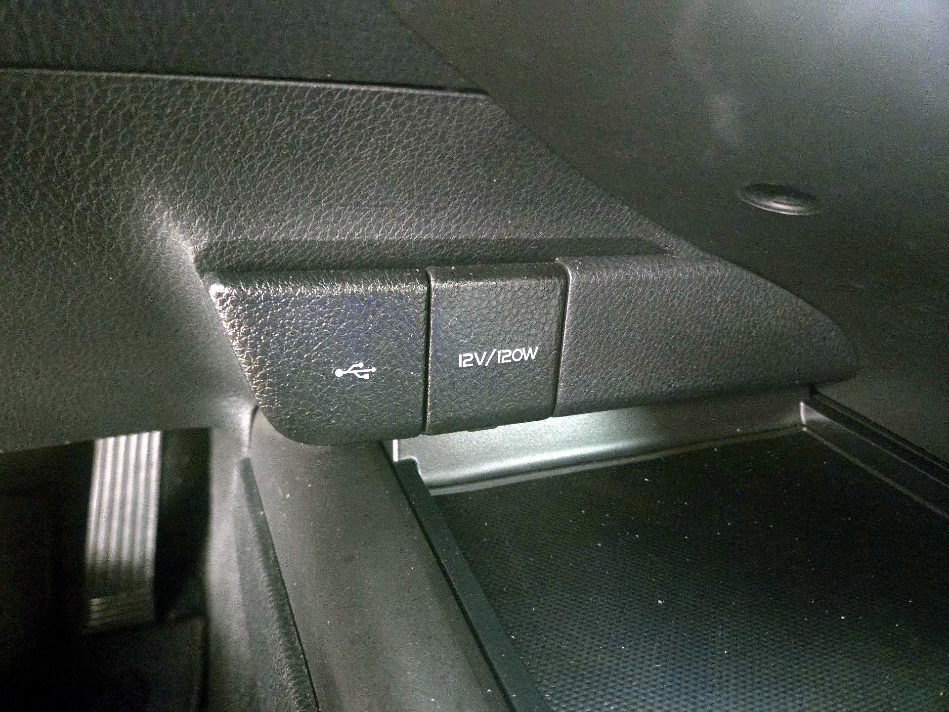 Thumbnail: 2024 Toyota Camry - 18