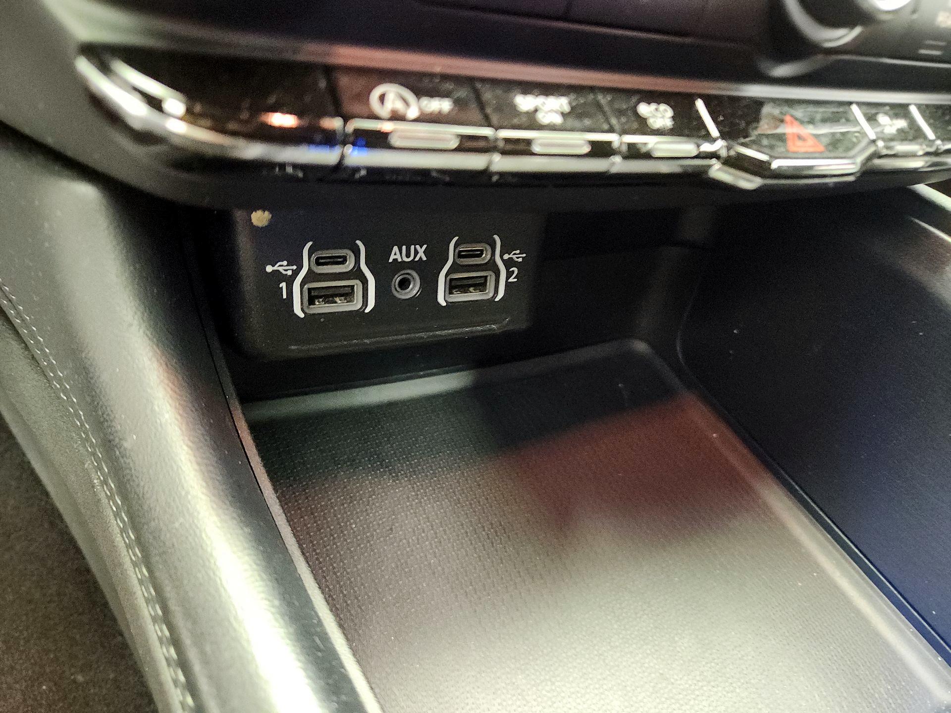 Thumbnail: 2023 Dodge Durango - 18