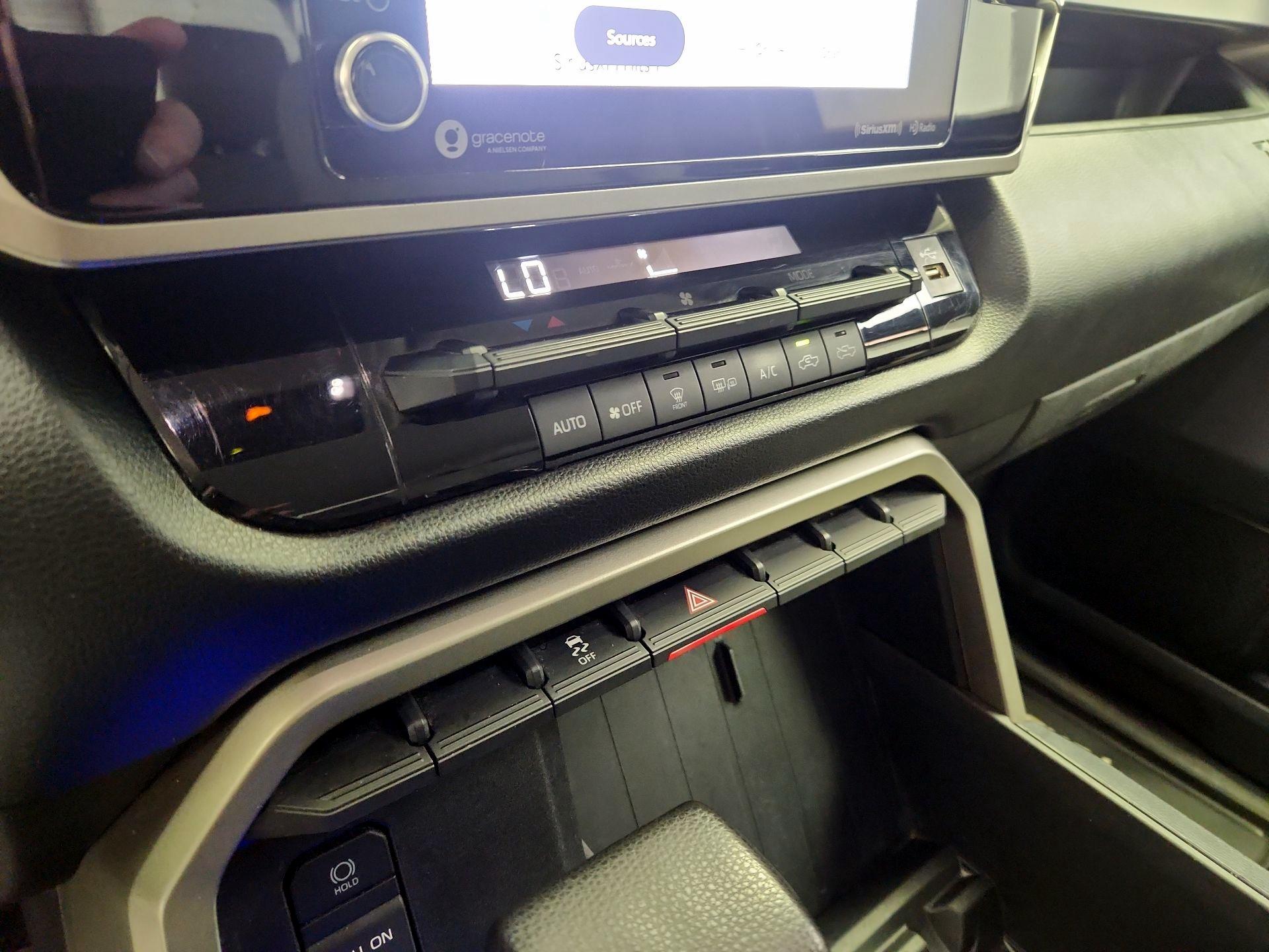 Thumbnail: 2023 Toyota Tundra - 16