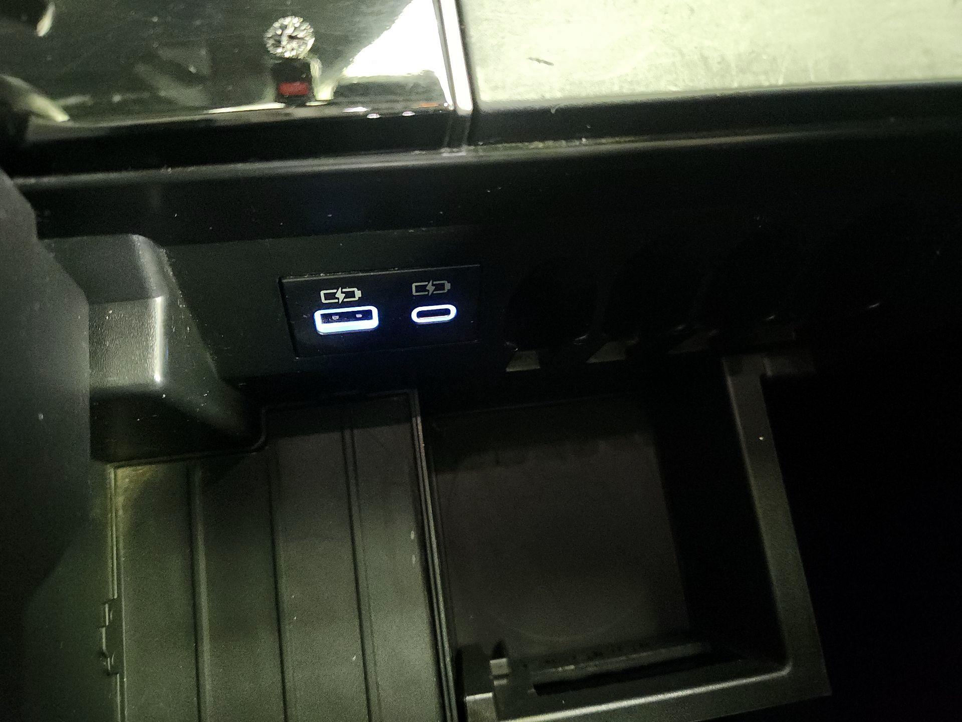 Thumbnail: 2023 Toyota Tundra - 18