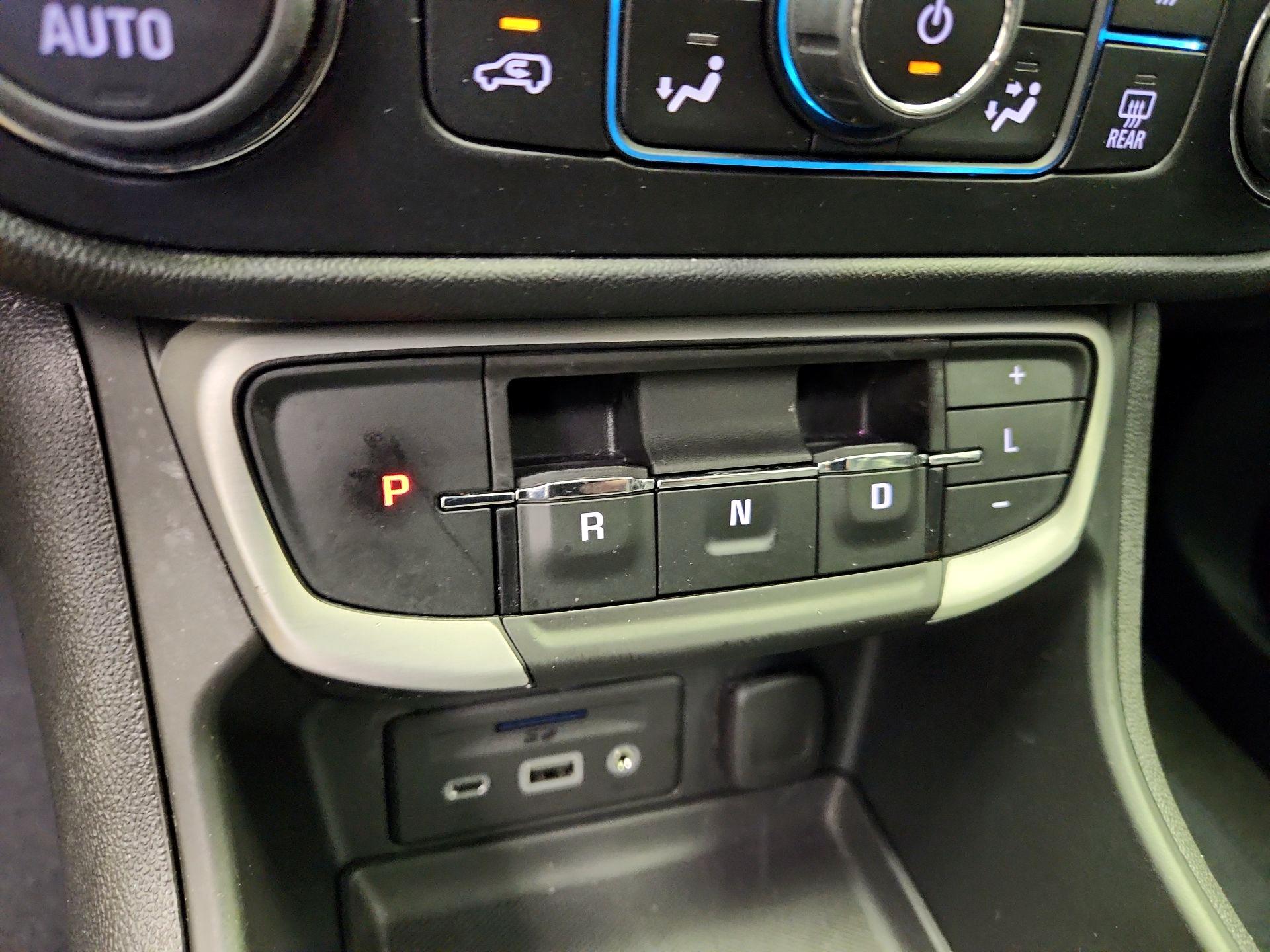 Thumbnail: 2023 GMC Terrain - 17