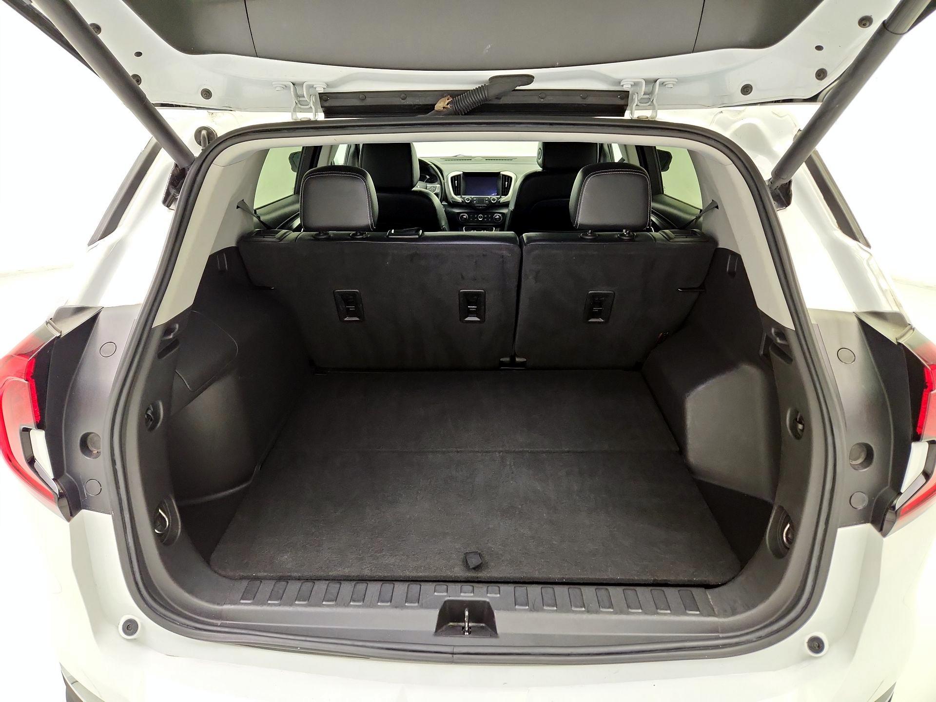 Thumbnail: 2023 GMC Terrain - 20