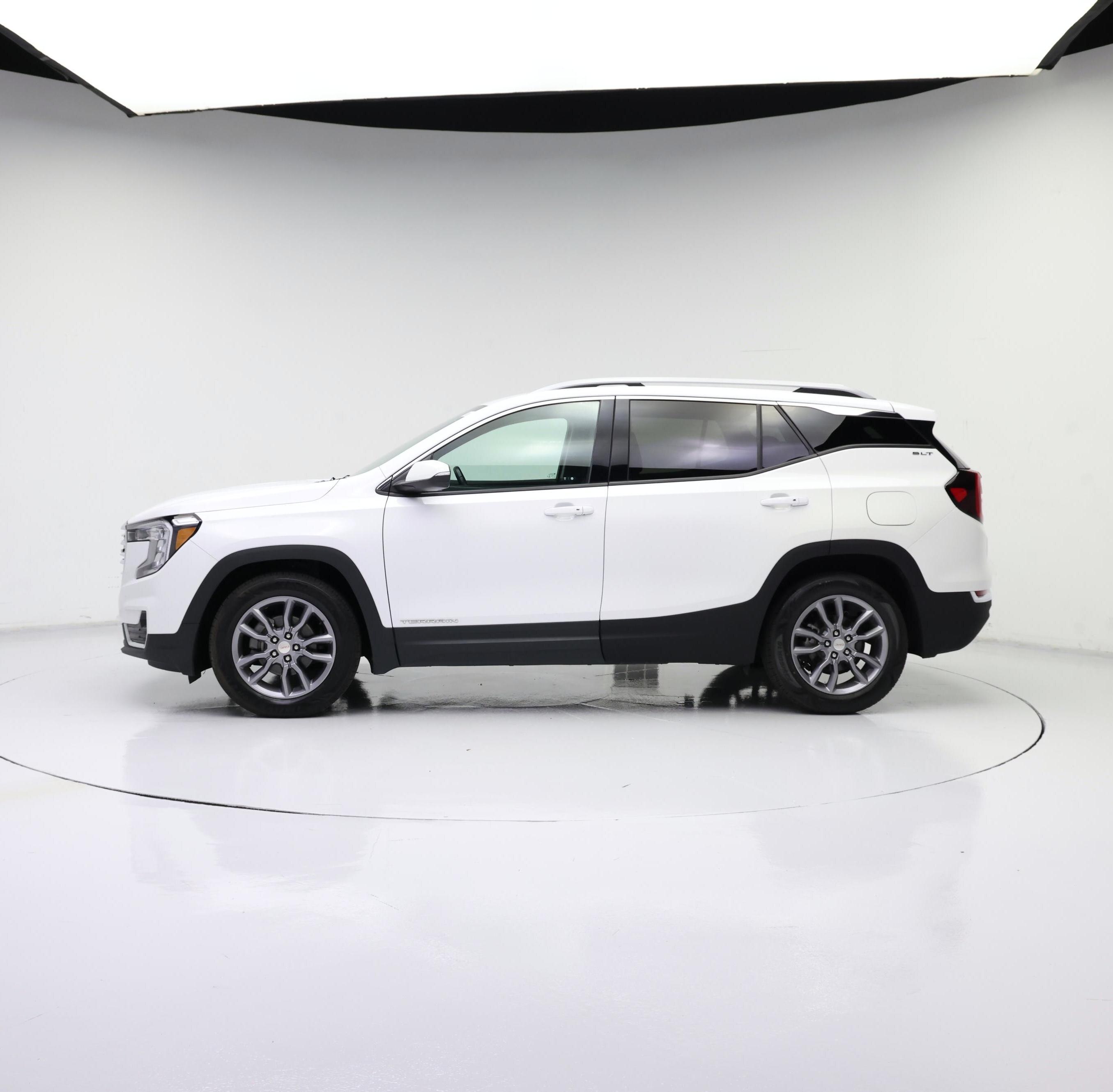 Thumbnail: 2023 GMC Terrain - 3