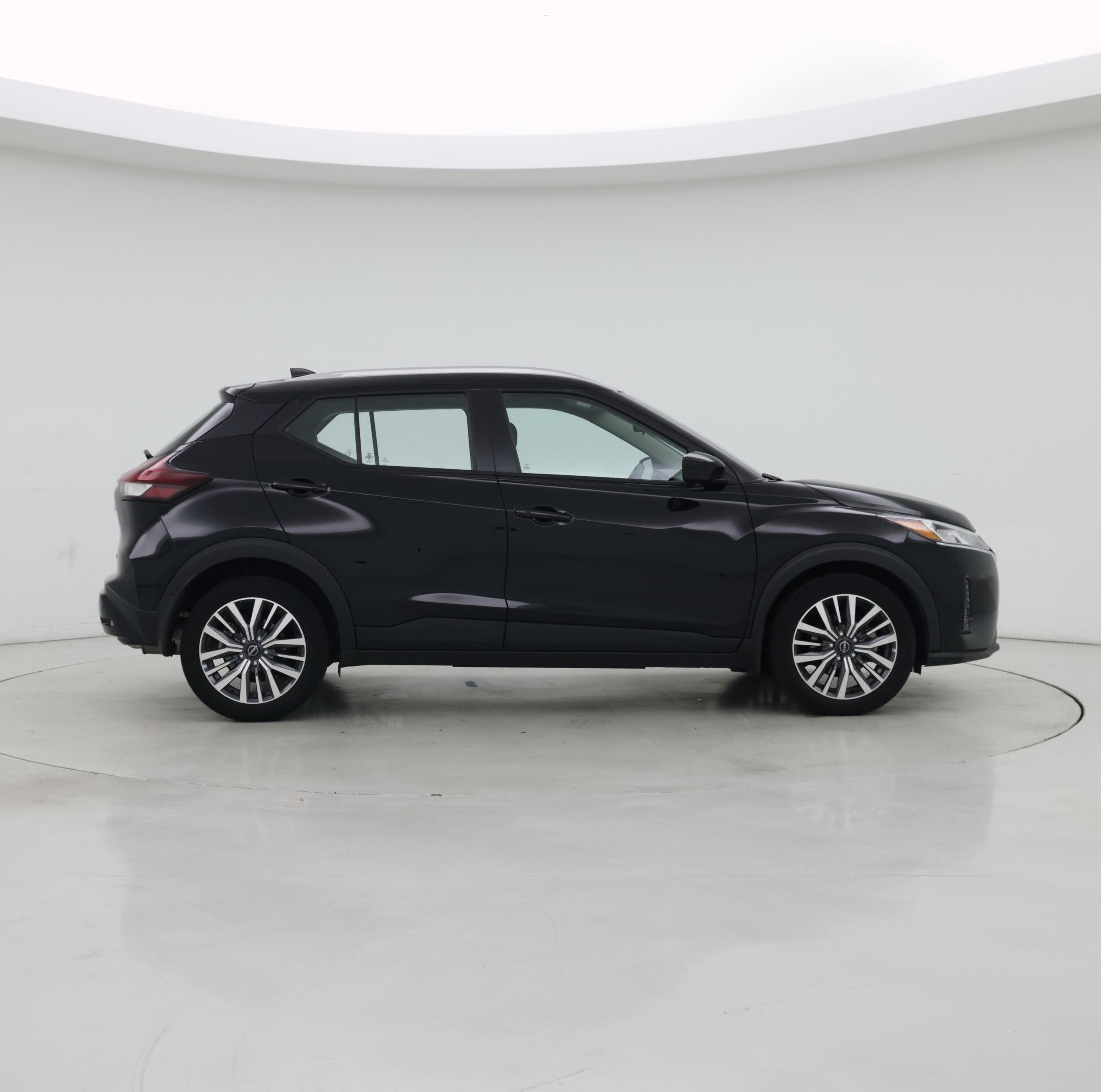 Thumbnail: 2024 Nissan Kicks - 7