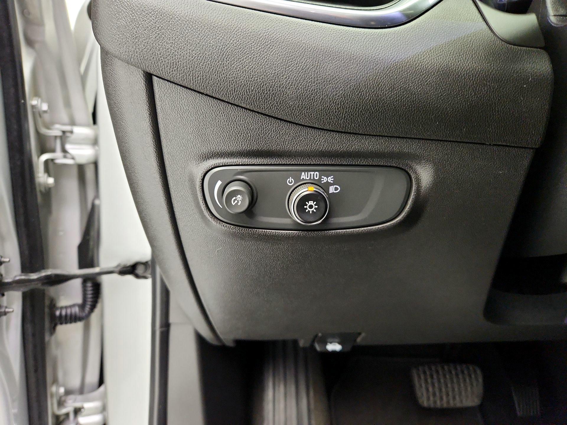 Thumbnail: 2021 Chevrolet Equinox - 13