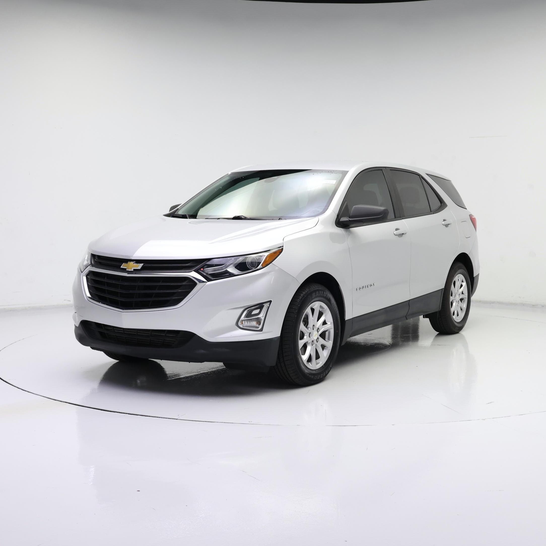Thumbnail: 2021 Chevrolet Equinox - 4