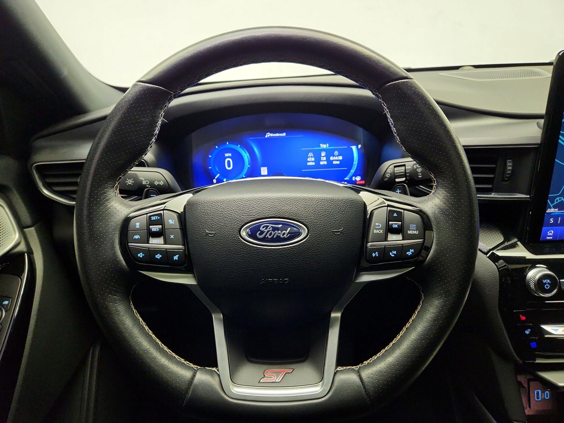 Thumbnail: 2023 Ford Explorer - 10