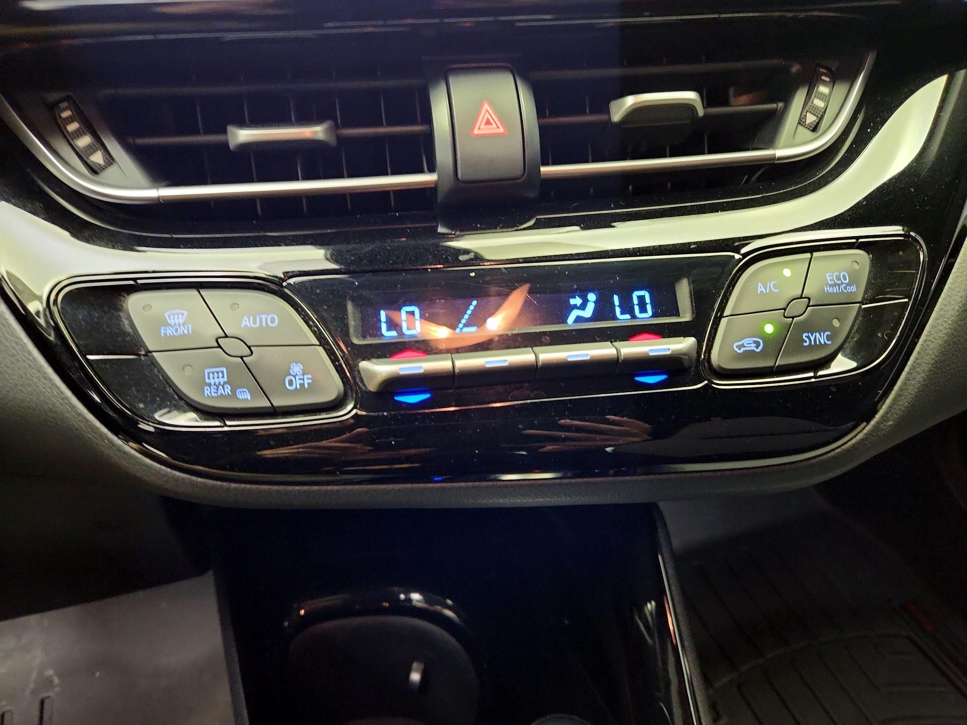 Thumbnail: 2019 Toyota C-HR - 16