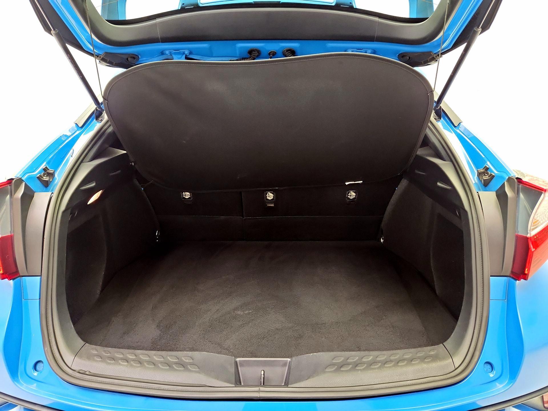 Thumbnail: 2019 Toyota C-HR - 20