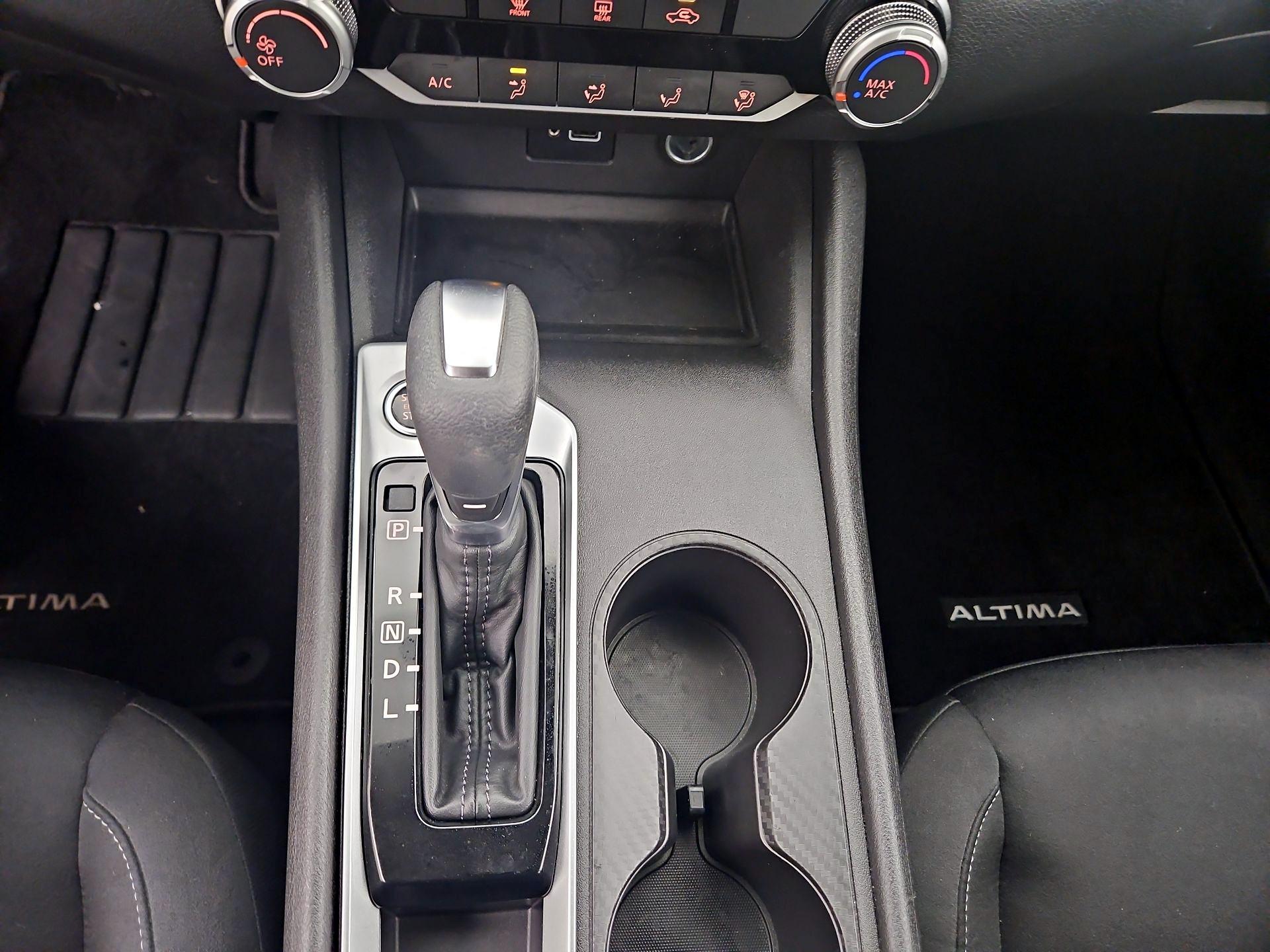 Thumbnail: 2023 Nissan Altima - 17