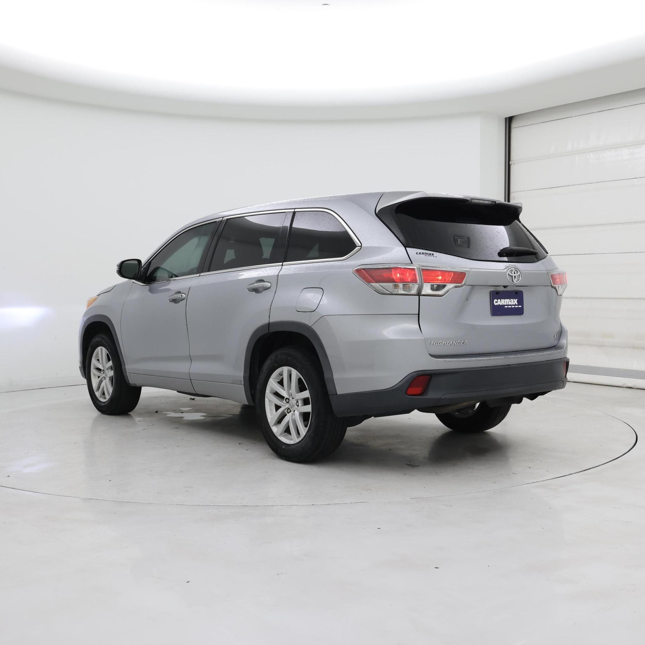 Thumbnail: 2014 Toyota Highlander - 2
