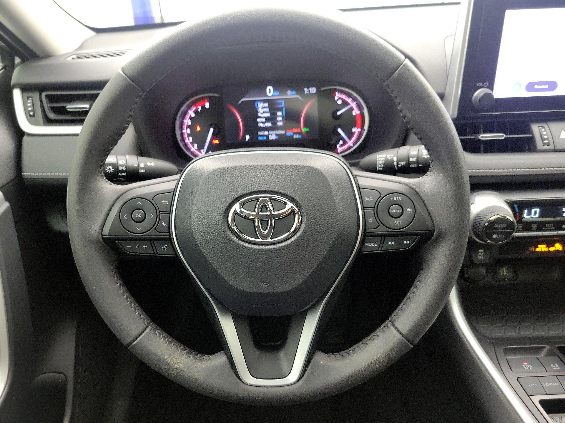 Thumbnail: 2023 Toyota RAV4 - 10