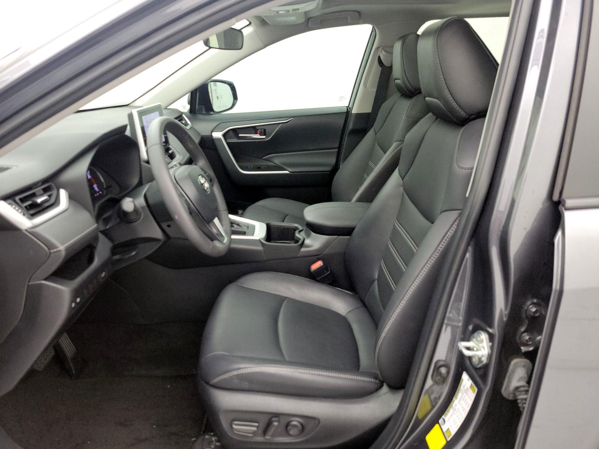 Thumbnail: 2023 Toyota RAV4 - 11