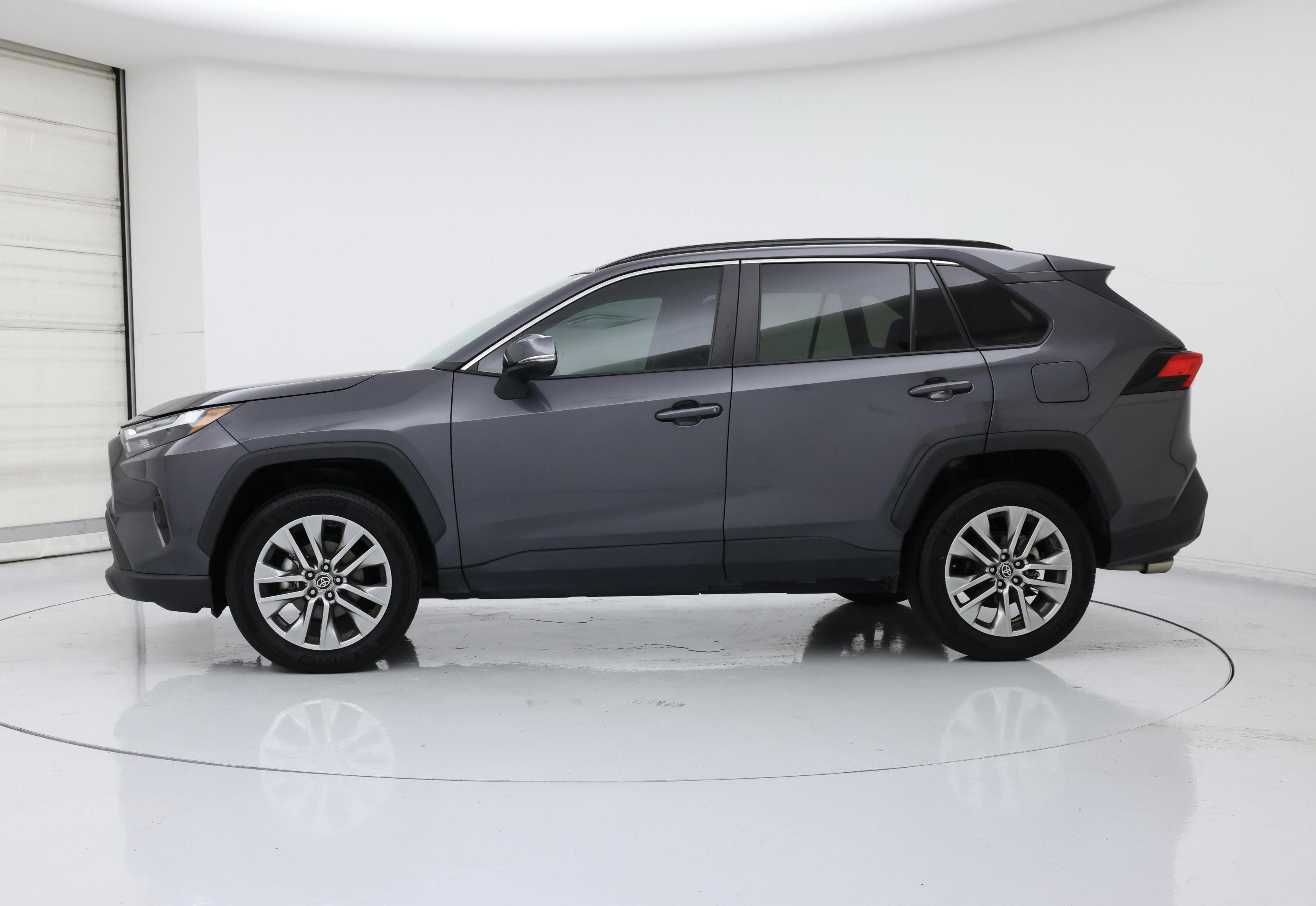 Thumbnail: 2023 Toyota RAV4 - 3