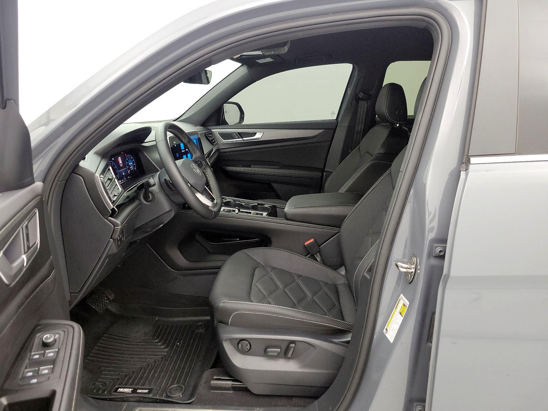 Thumbnail: 2024 Volkswagen Atlas - 11