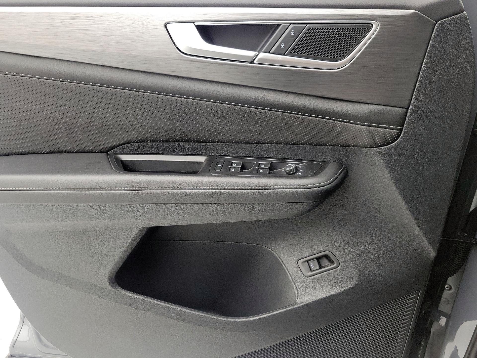 Thumbnail: 2024 Volkswagen Atlas - 12