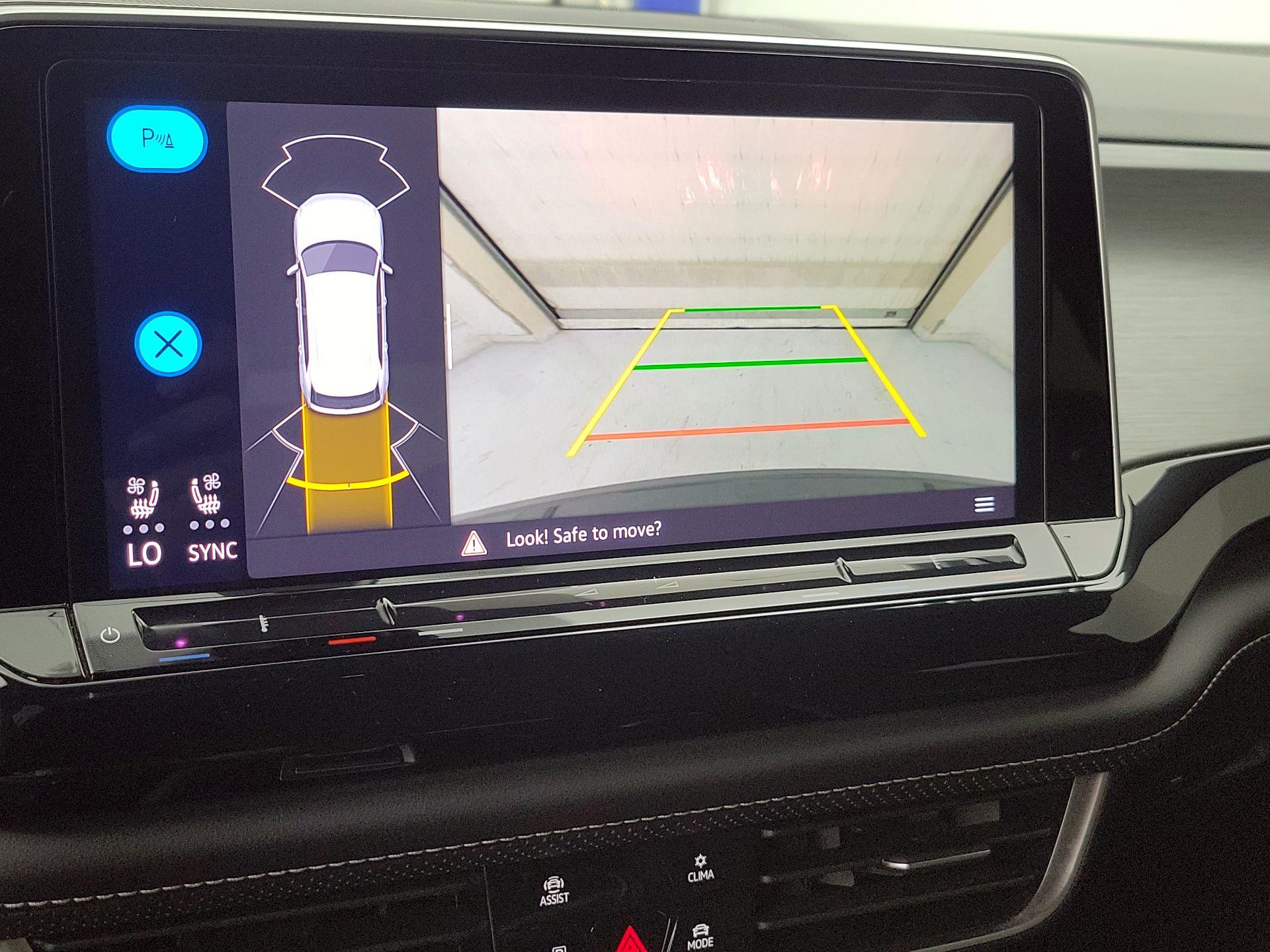 Thumbnail: 2024 Volkswagen Atlas - 14