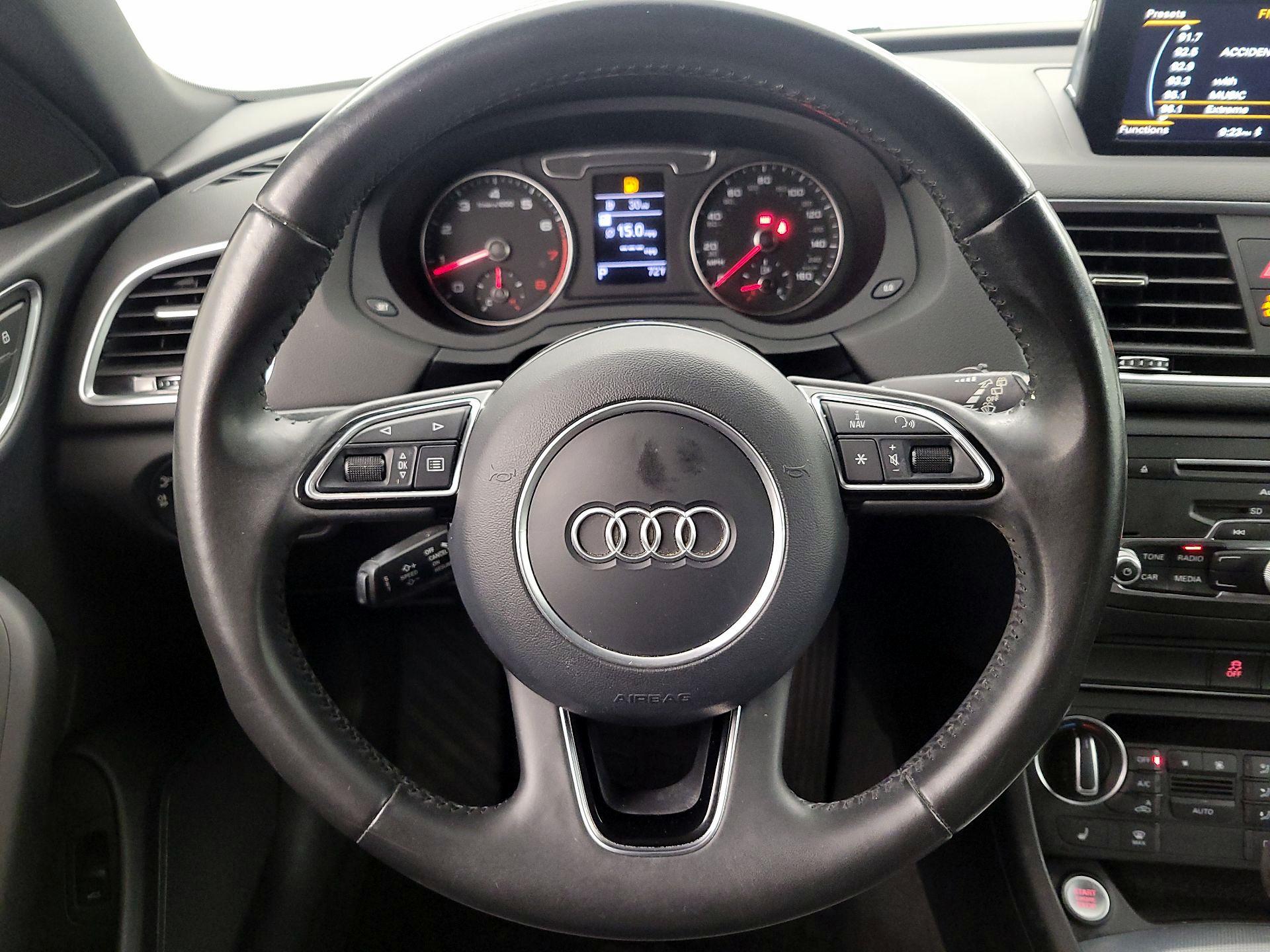 Thumbnail: 2018 Audi Q3 - 10