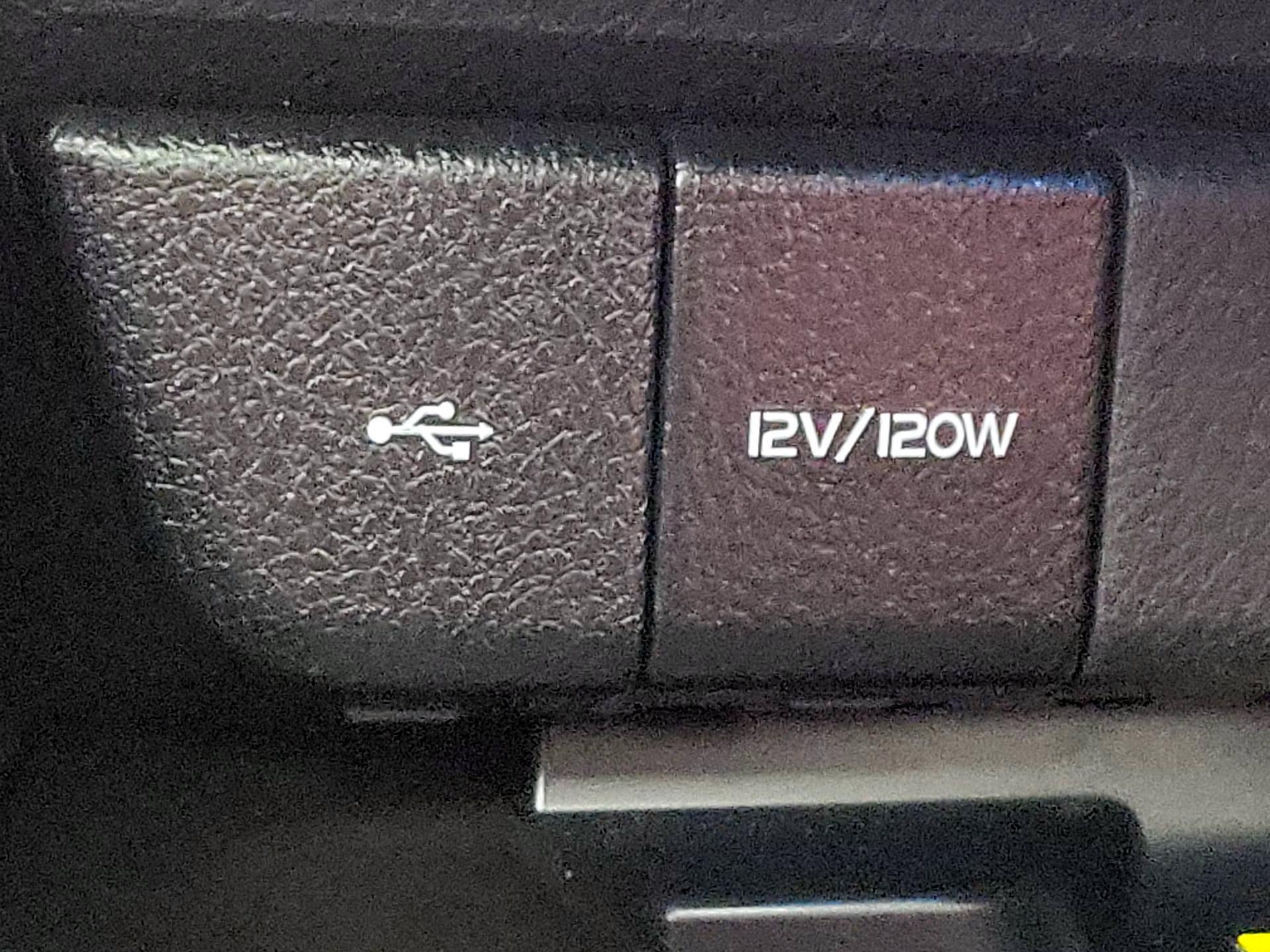 Thumbnail: 2023 Toyota Camry - 18