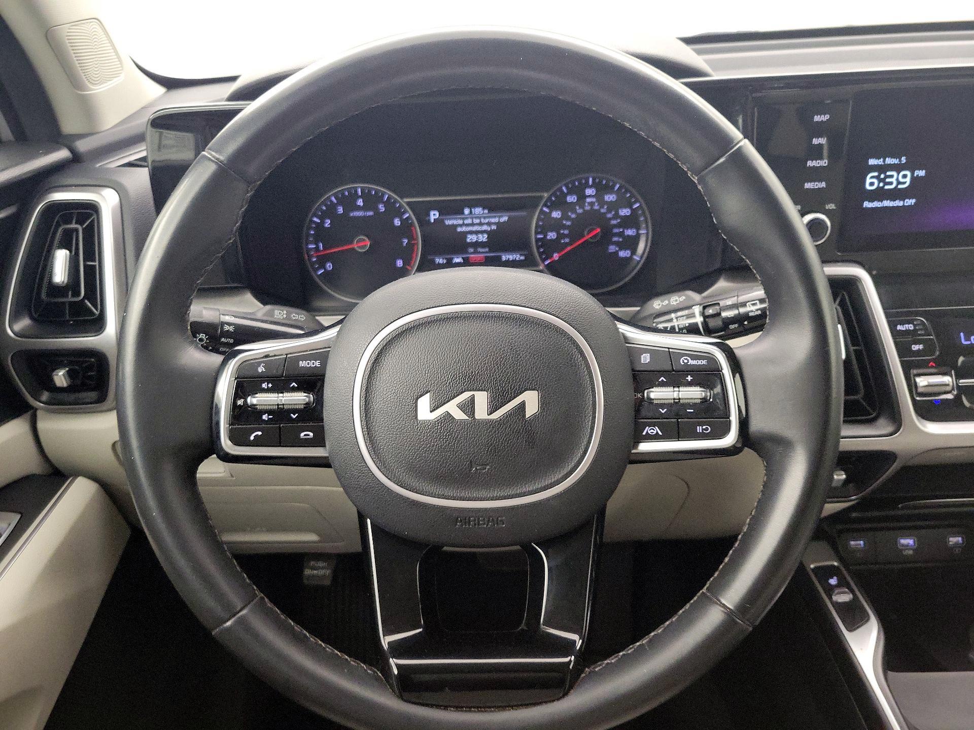 Thumbnail: 2022 Kia Sorento - 10