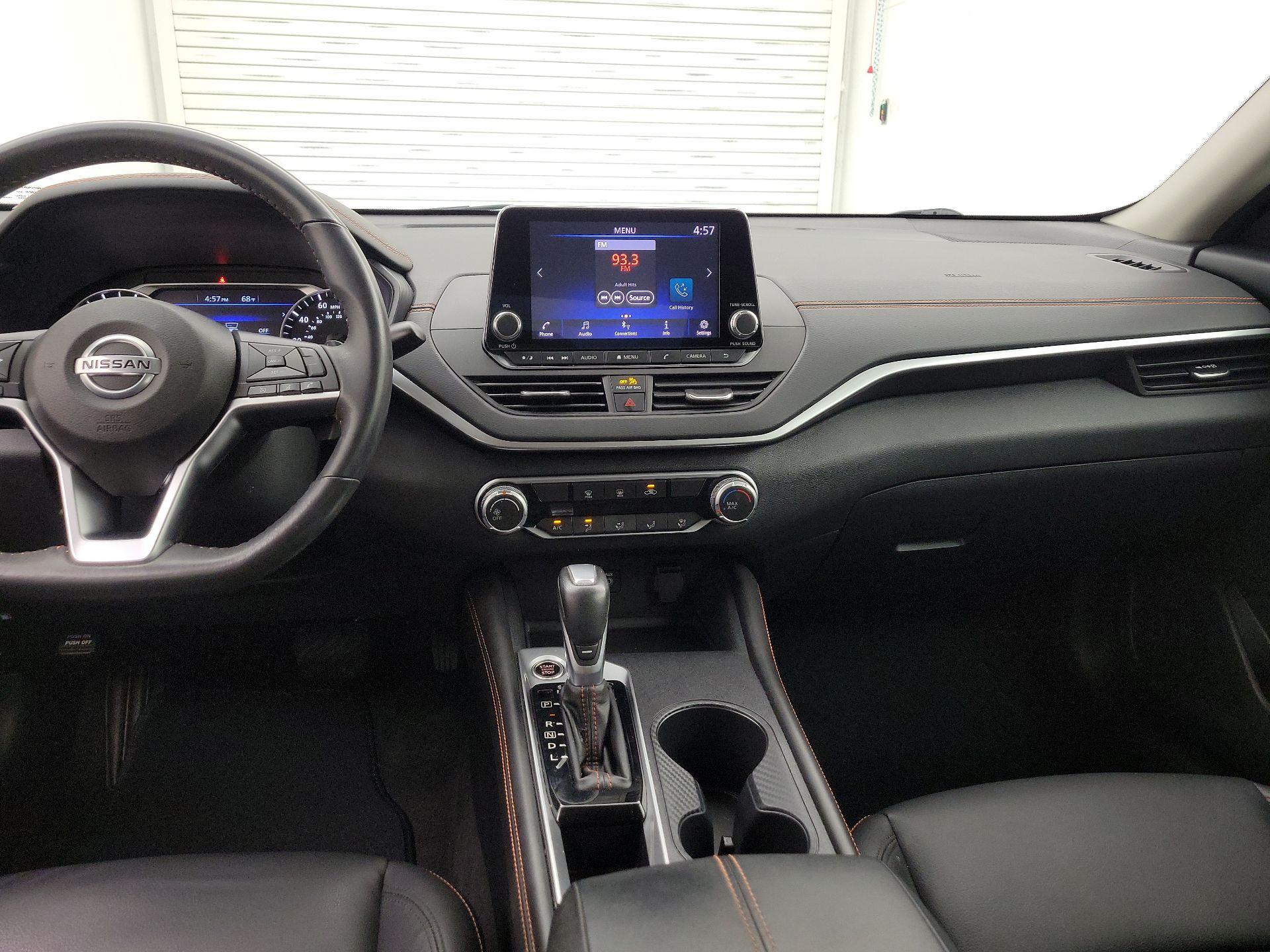 Thumbnail: 2022 Nissan Altima - 9